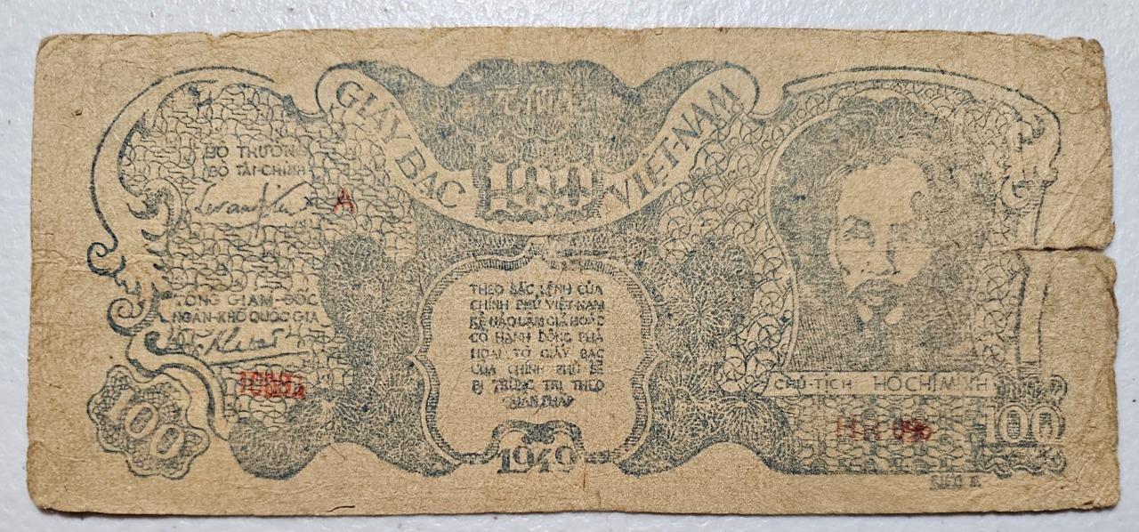 Vietnam P-30b 100 Dong 1949, Clear Circle Star Wmk