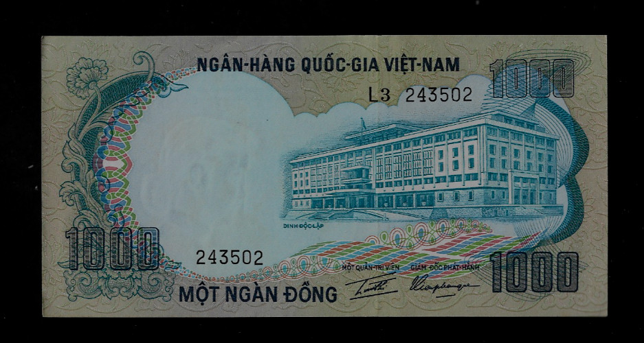 SOUTH VIET NAM( 1 ) BANK NOTE 1000 DONG ND( 1972) P 34 ABOUT UNCIRCULATED