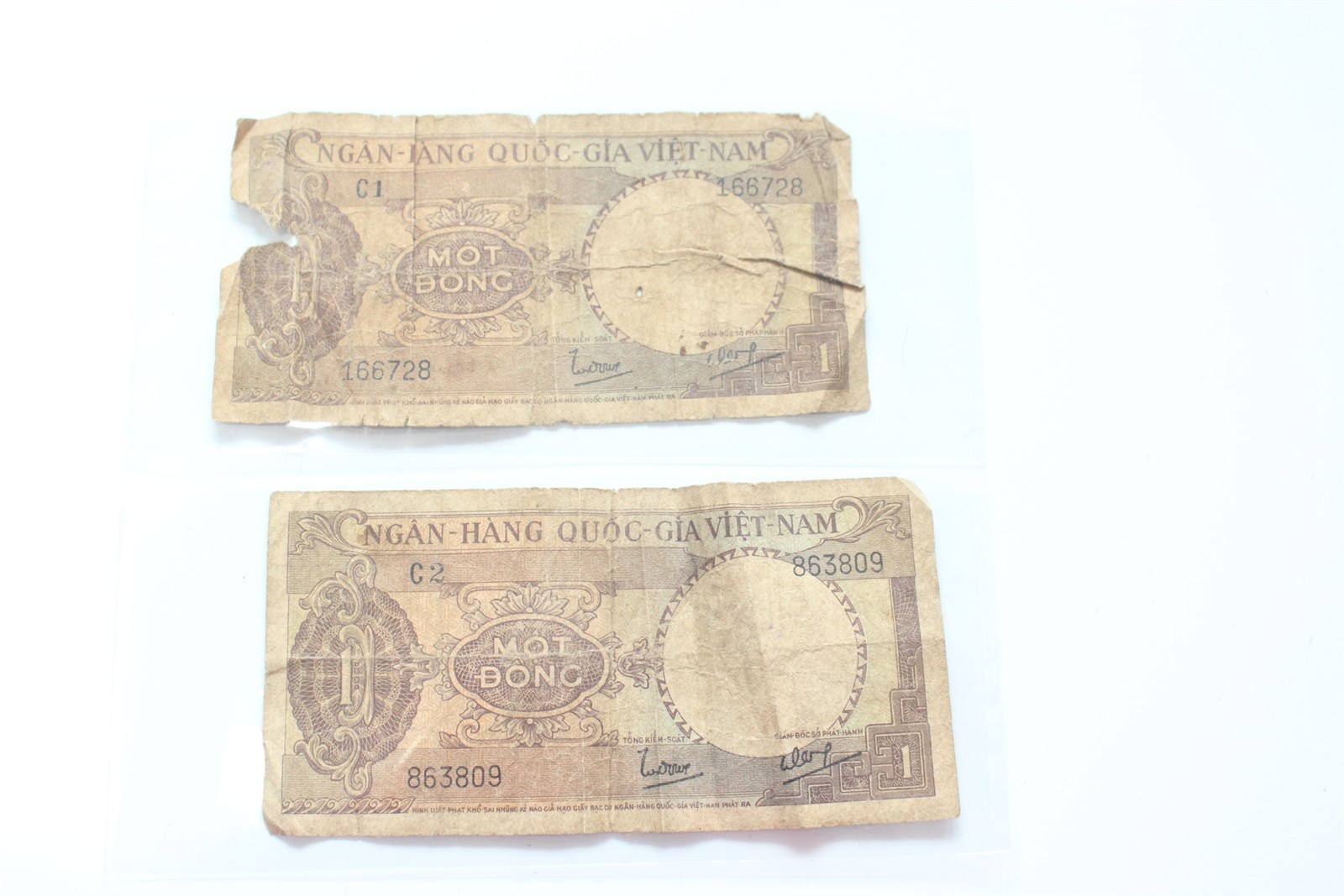 Vintage Vietnam Circulated Currency Lot of 2 Pieces Mot Bong