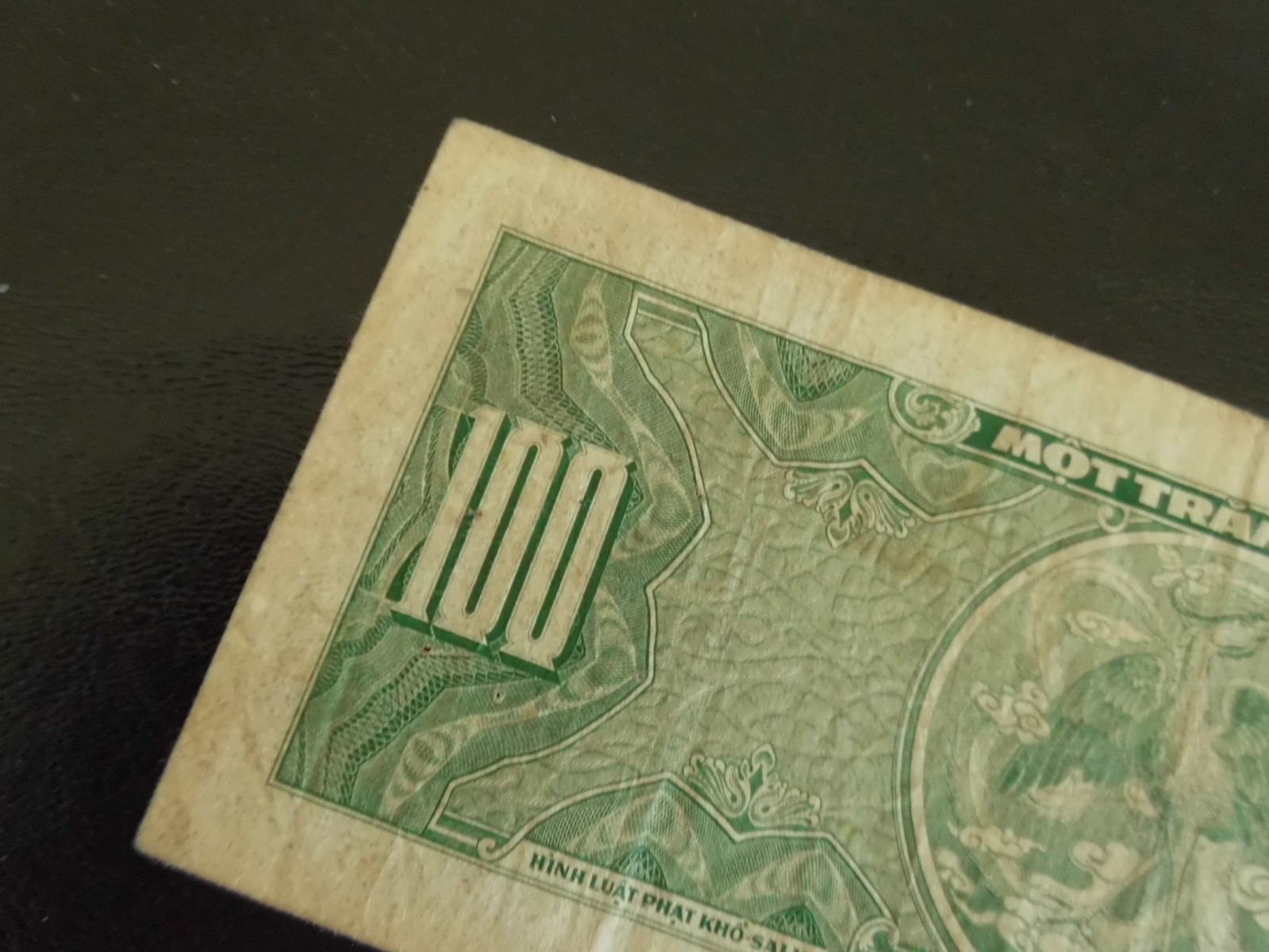 (AM-2) South Vietnam 1955 100 Dong