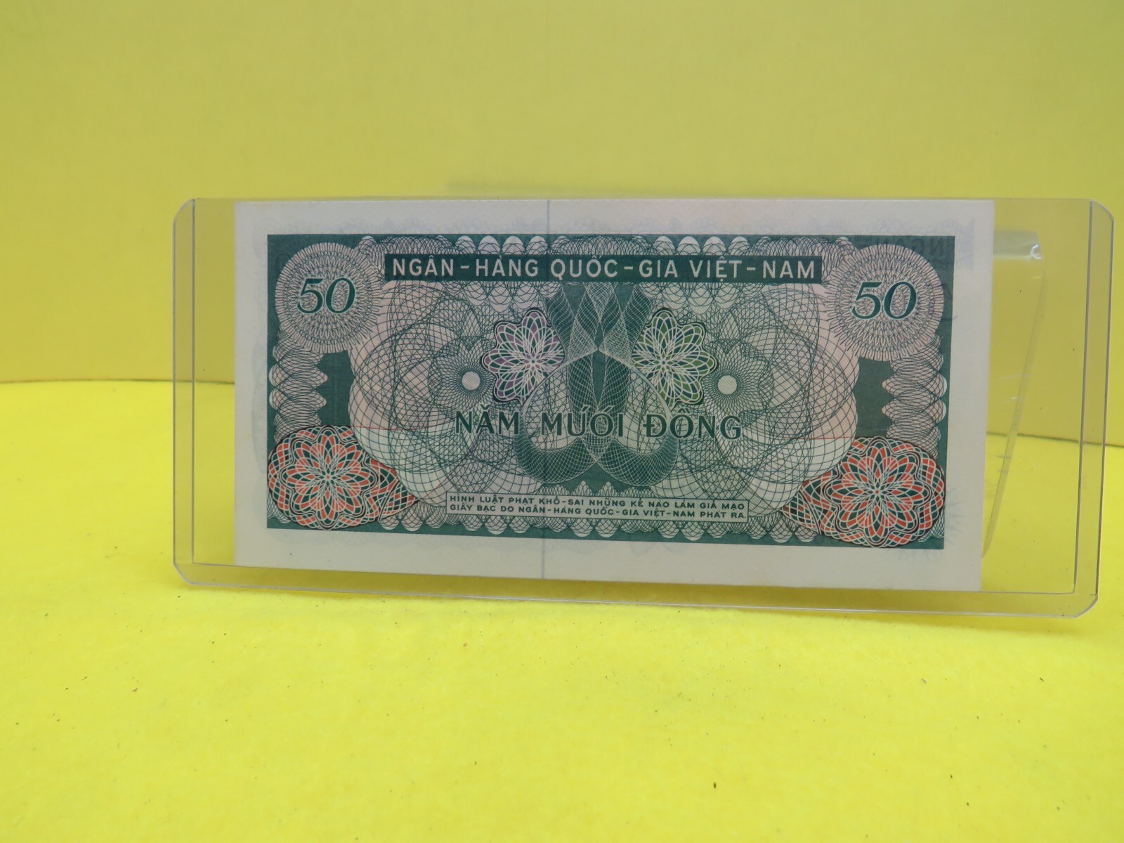 VTG 1969 S. Vietnam 50 Dong Lot of 3 Uncirculated Sequential Banknotes Serials 6