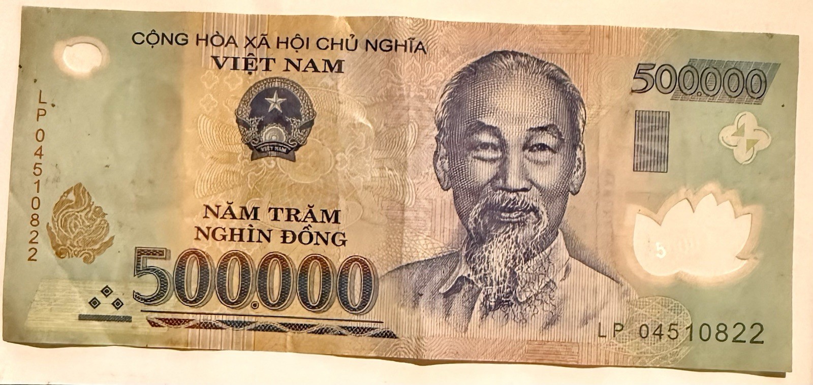 Vietnamese Nam Tram Nghin Dong 500.000 2004 Vietnam Currency Banknote Viet Nam