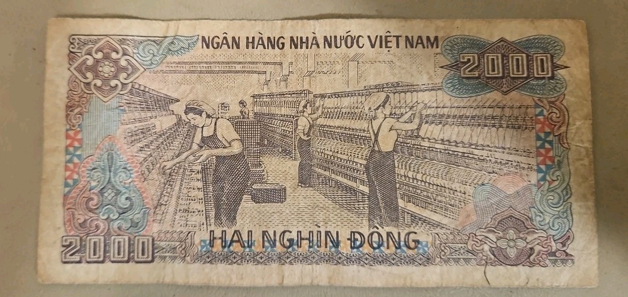 1988 Vietnam 2000 Dong Note