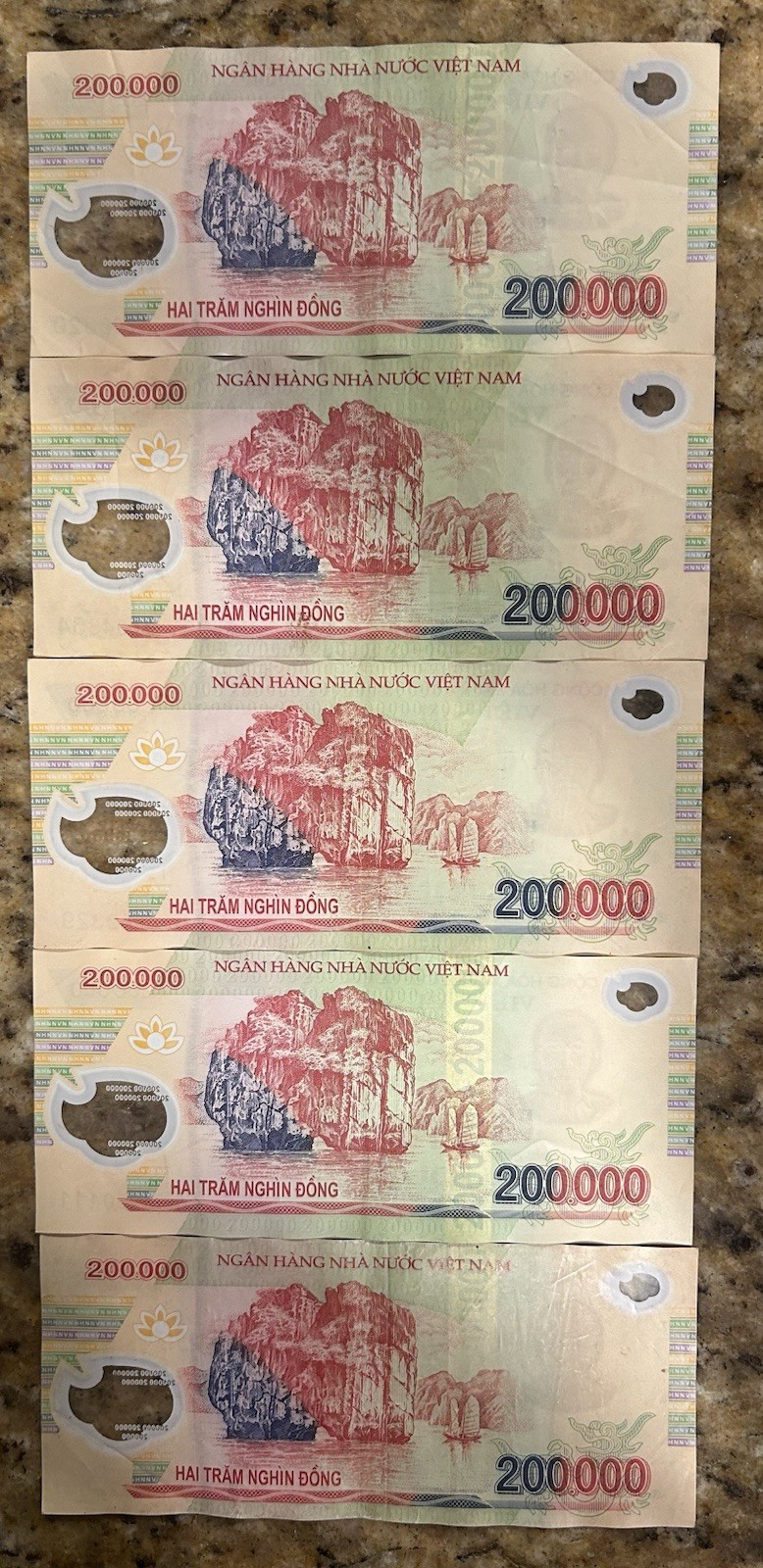 1 Million Vietnamese Dong 1,000,000 Vietnam Dong COA Guaranteed 5 x 200,000 $$