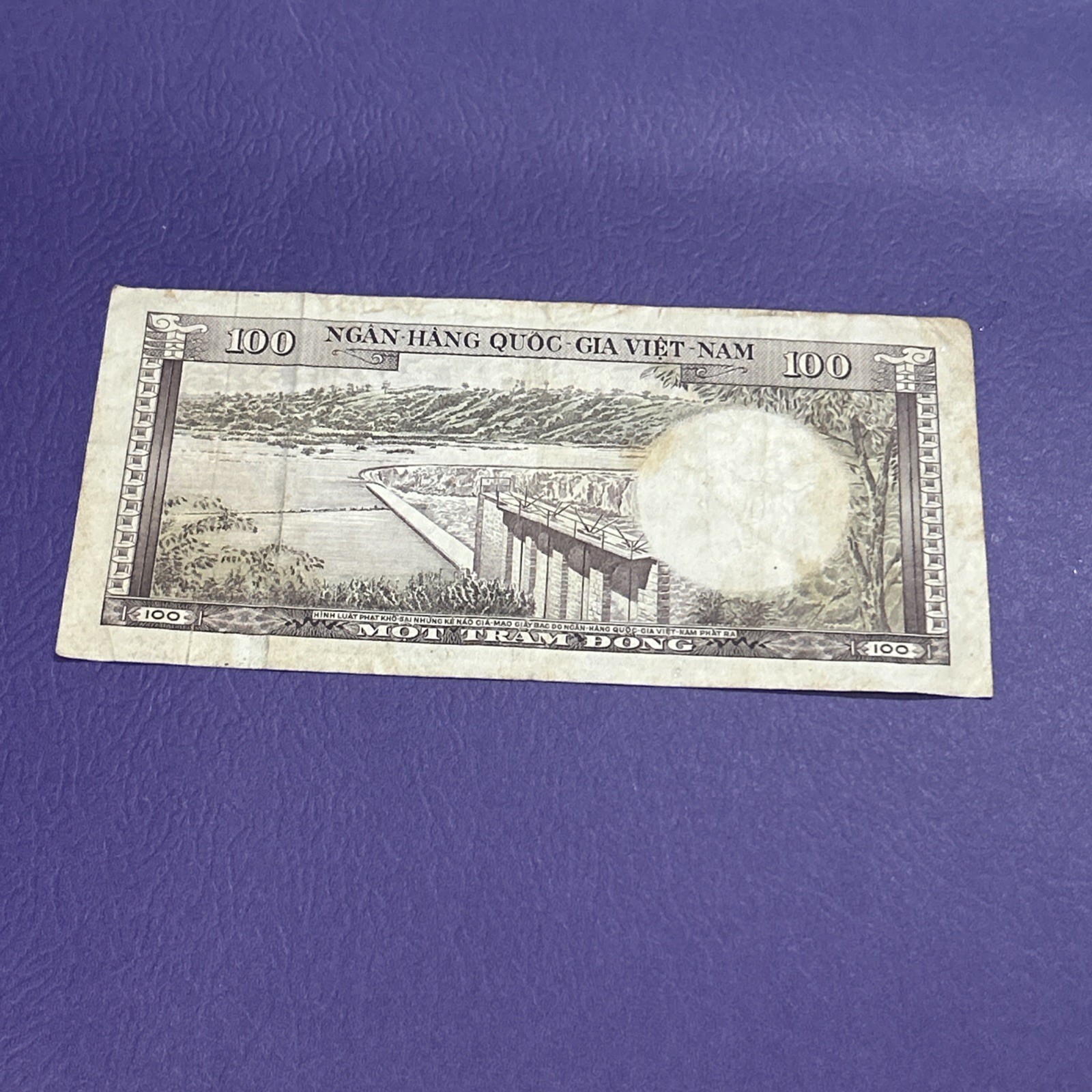 South Vietnam- 100 Dong- 1966