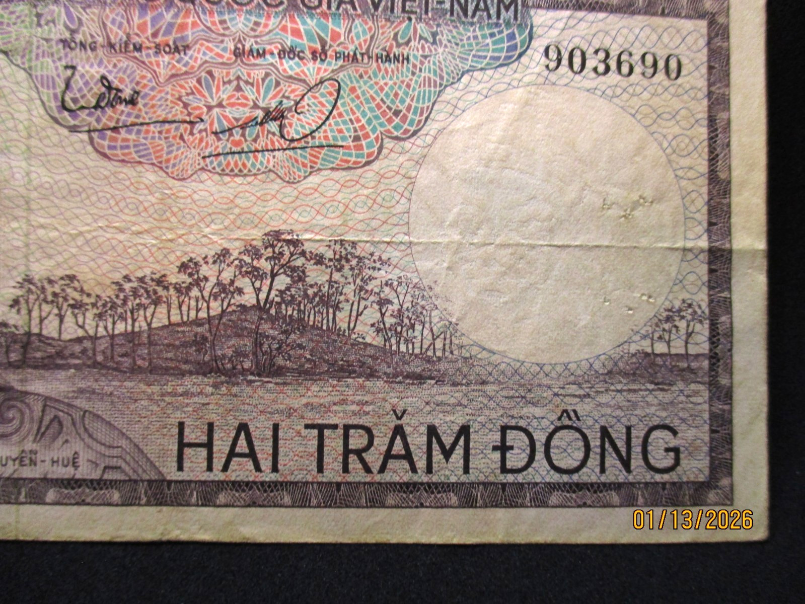 1966 SOUTH VIET-NAM HAI TRAM DONG 200 BANK NOTE 903690