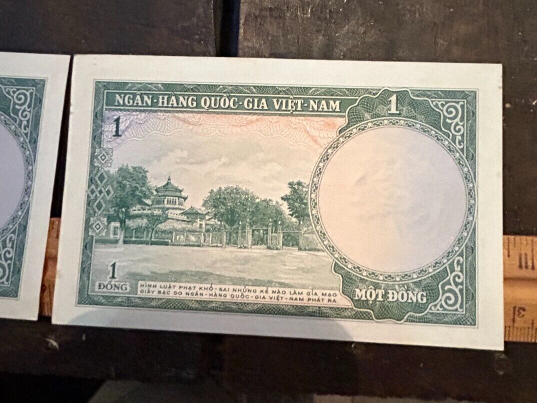 Vintage 1956 Vietnam (2) Notes