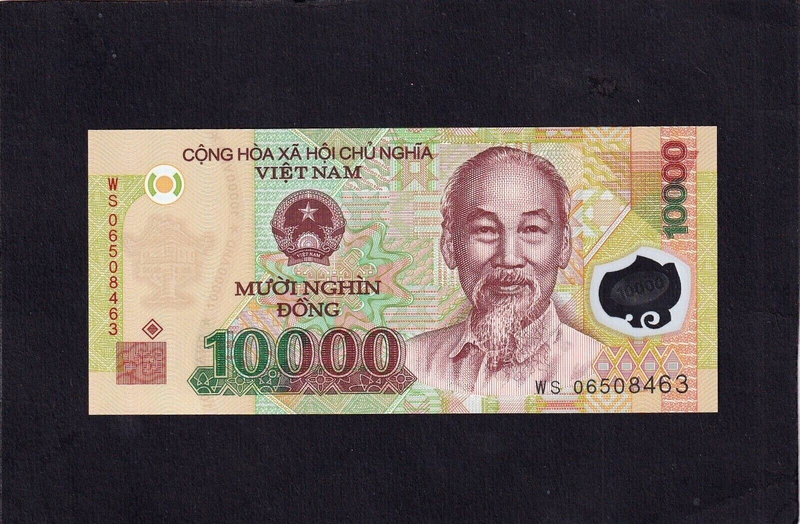 Viet nam 10,000 dong P-119 2011 Polymer plastic UNC