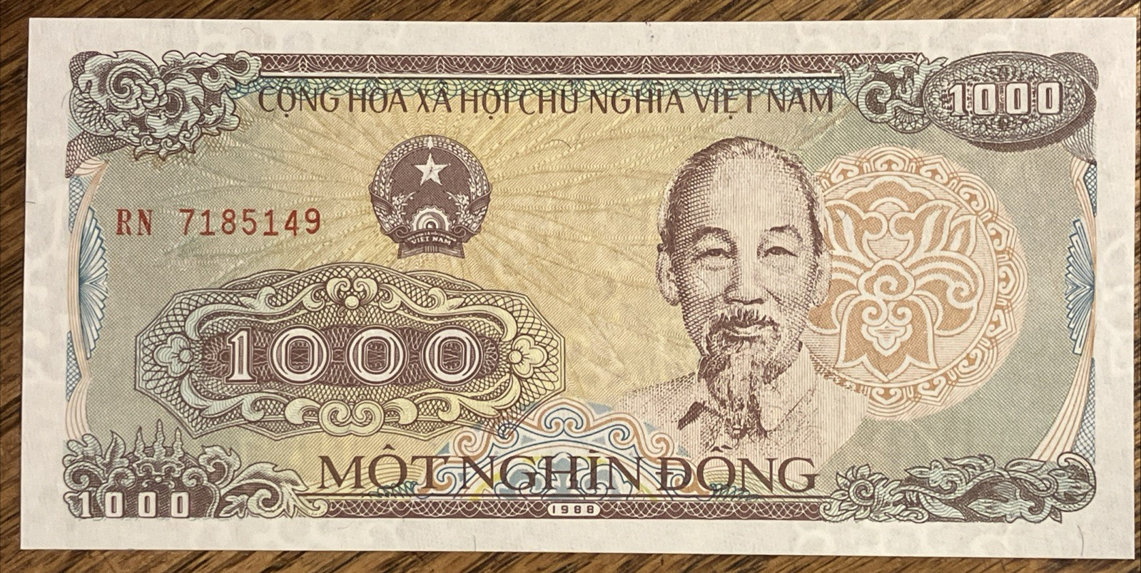 1988-1991 ISSUE 1000 Dông – VIETNAM – Ngân Hàng Nhà Nu’ó’c Viêt Nam