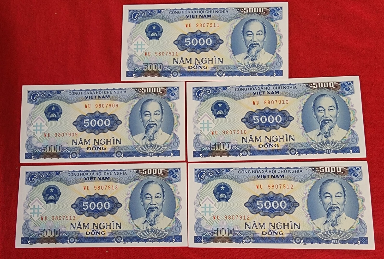 Vietnam (Vietnamese) 5000 (5,000) Dong LOT OF 10 Pcs, 1991 (1993) UNC