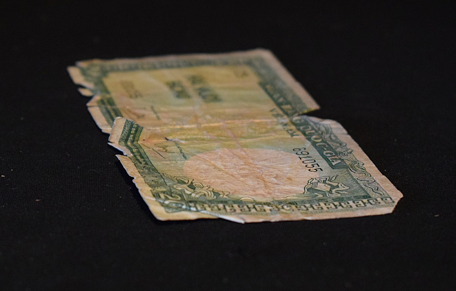 Vintage Vietnam War Era 1960s Vietnam NGAN-HANG QUOC-GIA 20 HAI MUOI BONG