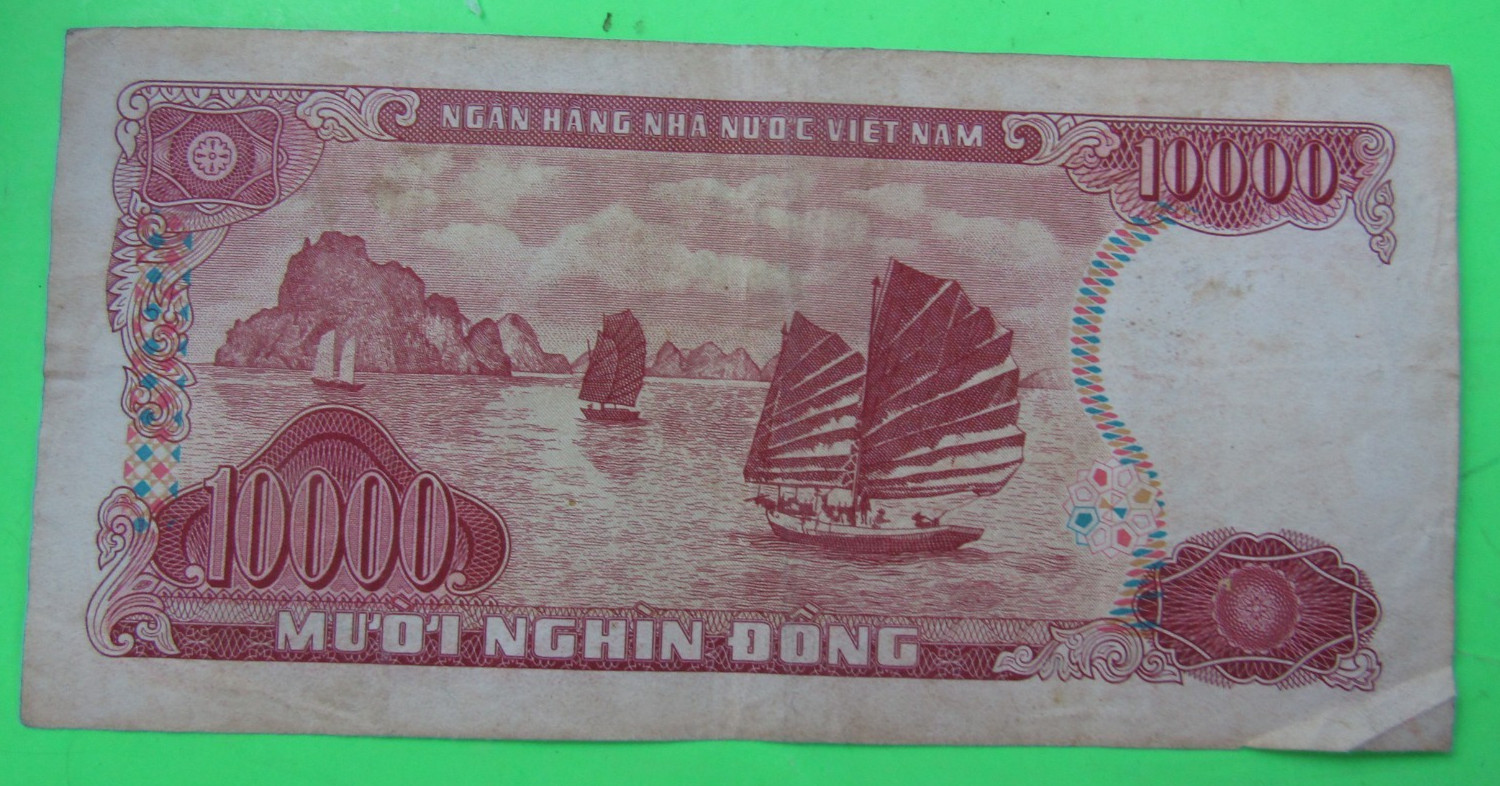 VIETNAM , 10000 DONG, P#115a, HCM @ r, 1993