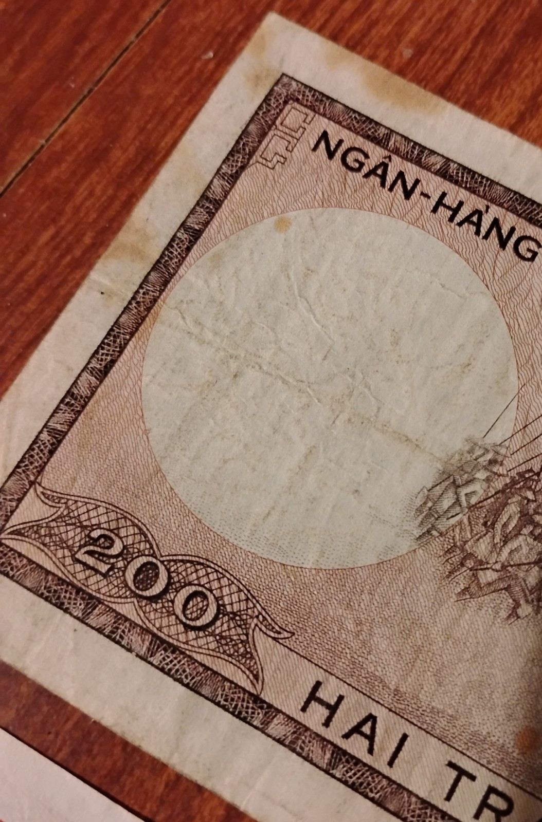 1966 SOUTH VIETNAM 200 Dong(Liquid Split)& 100 Dong Cir Banknotes View Pictures