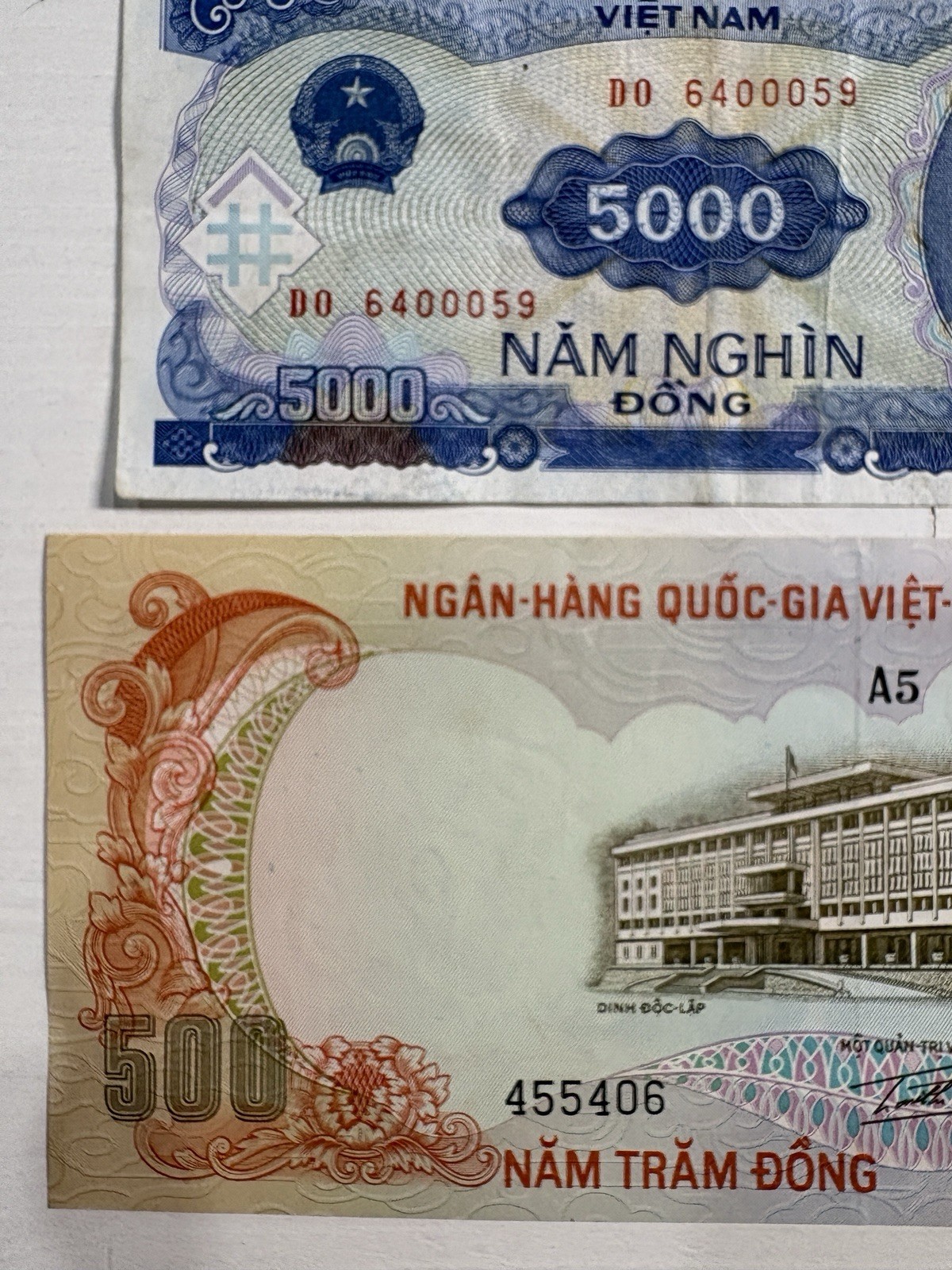 Vietnamese Banknotes (LOT OF 3) 500₫ & 5000₫ (1988, 1991)