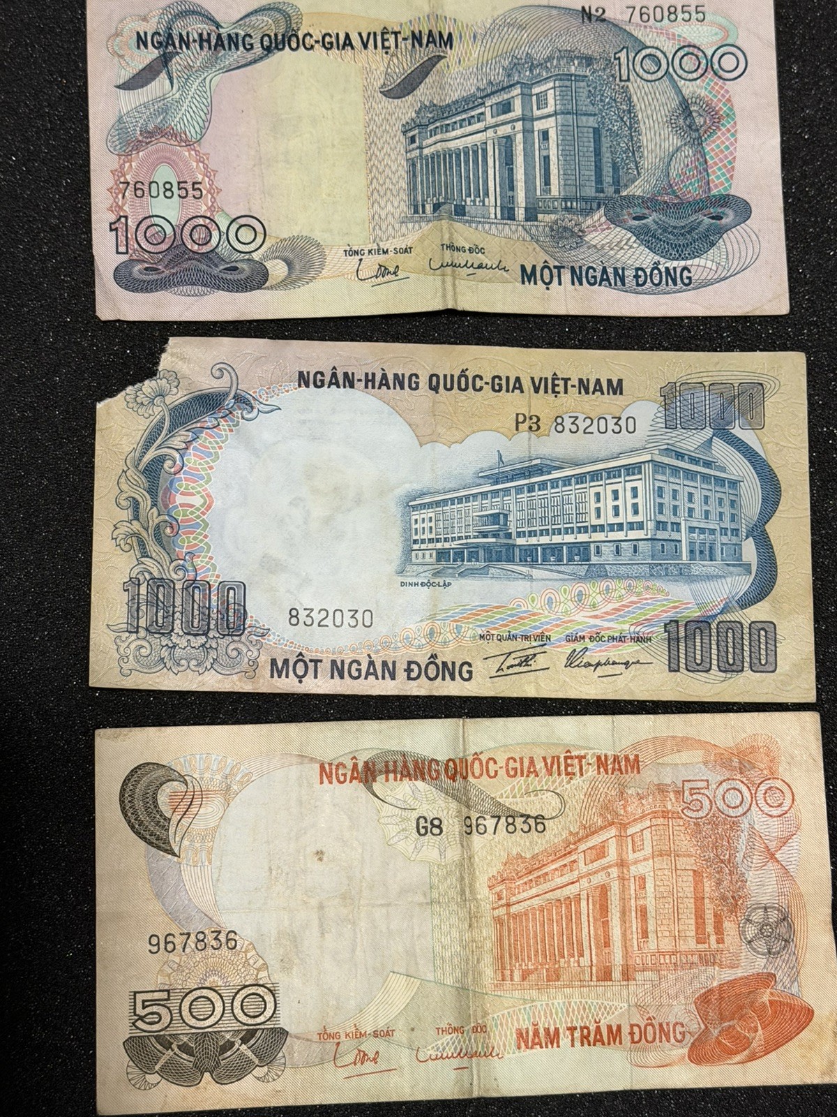 South Vietnam 3 Banknotes Lot – 2 different 1000 Dong & 1 500 Dong