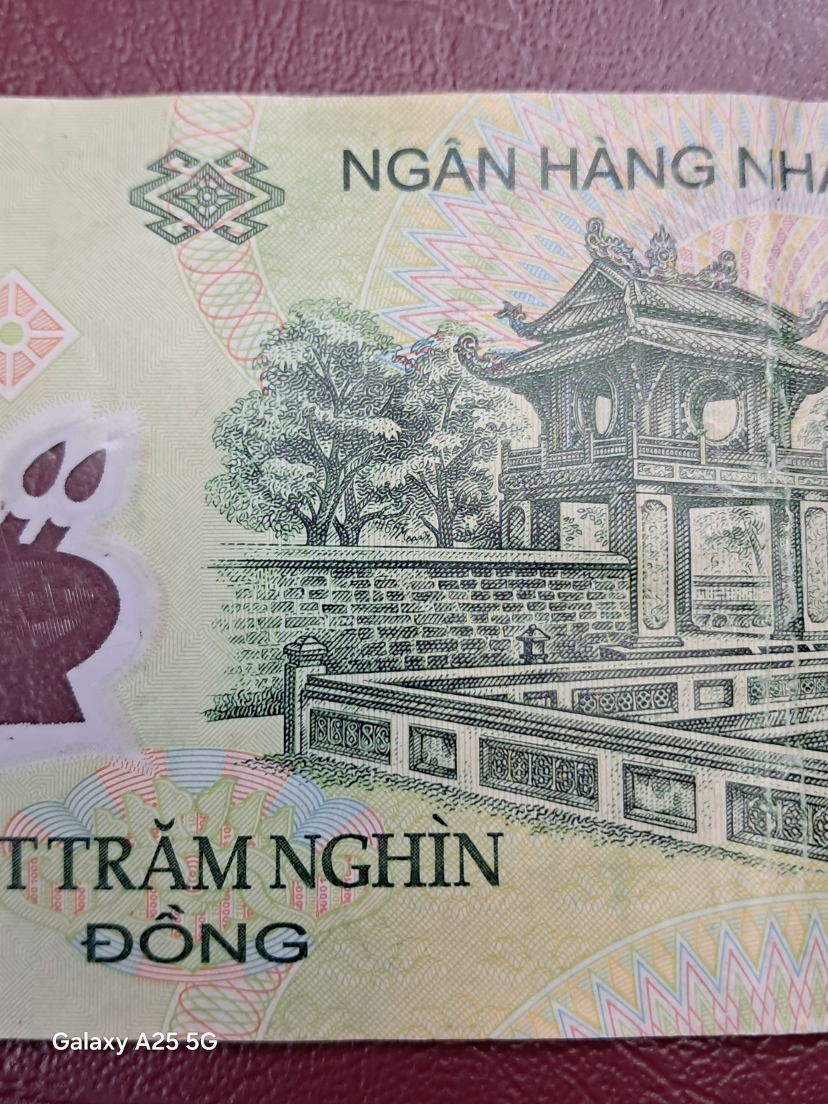 VIETNAM 100.000 DONG BANK NOTE 2006 “POLYMER” MDSW