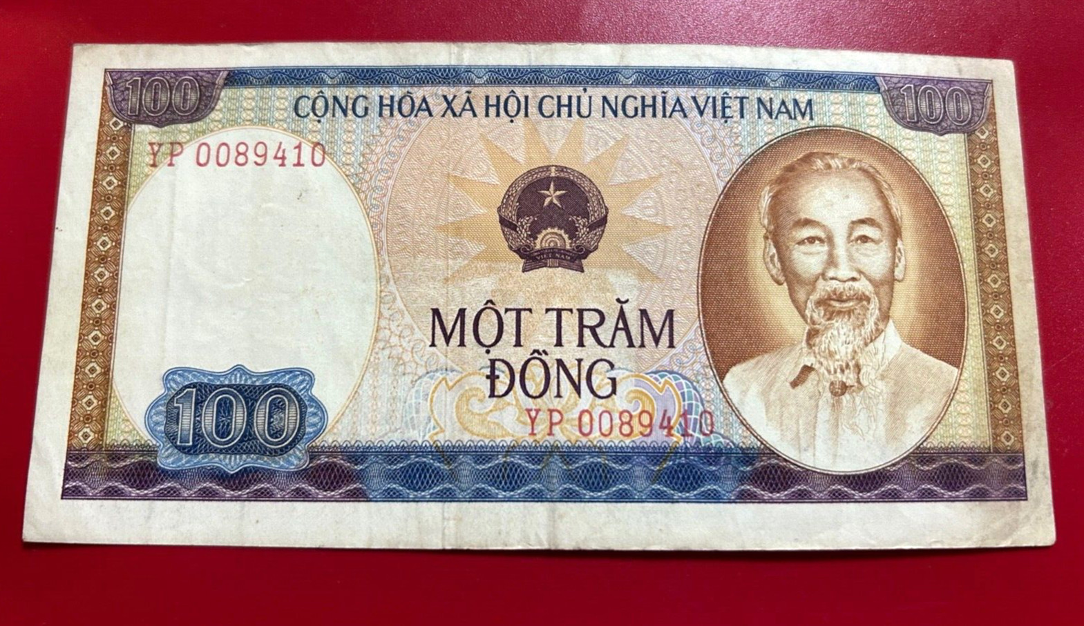 1980 100 DONG VIETNAM BANKNOTE