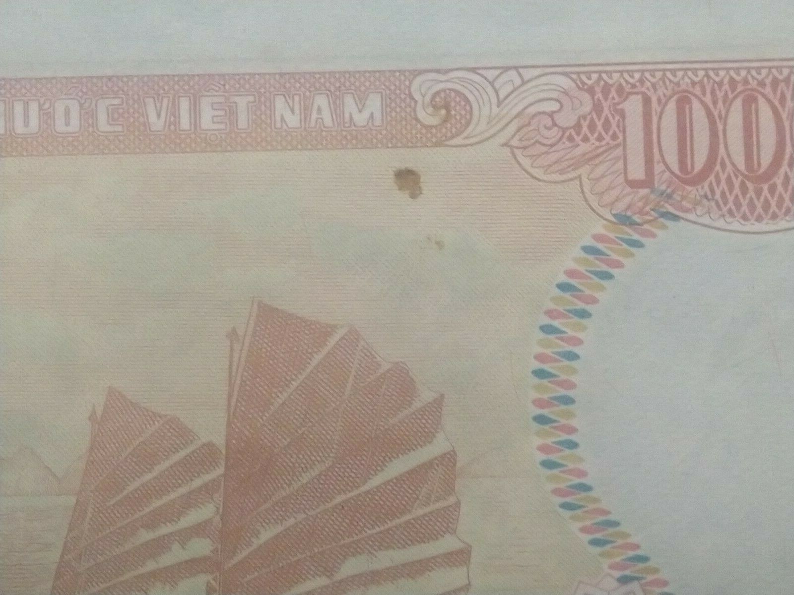 Vietnam 1993 10,000 Dong banknote (Uncirculated)