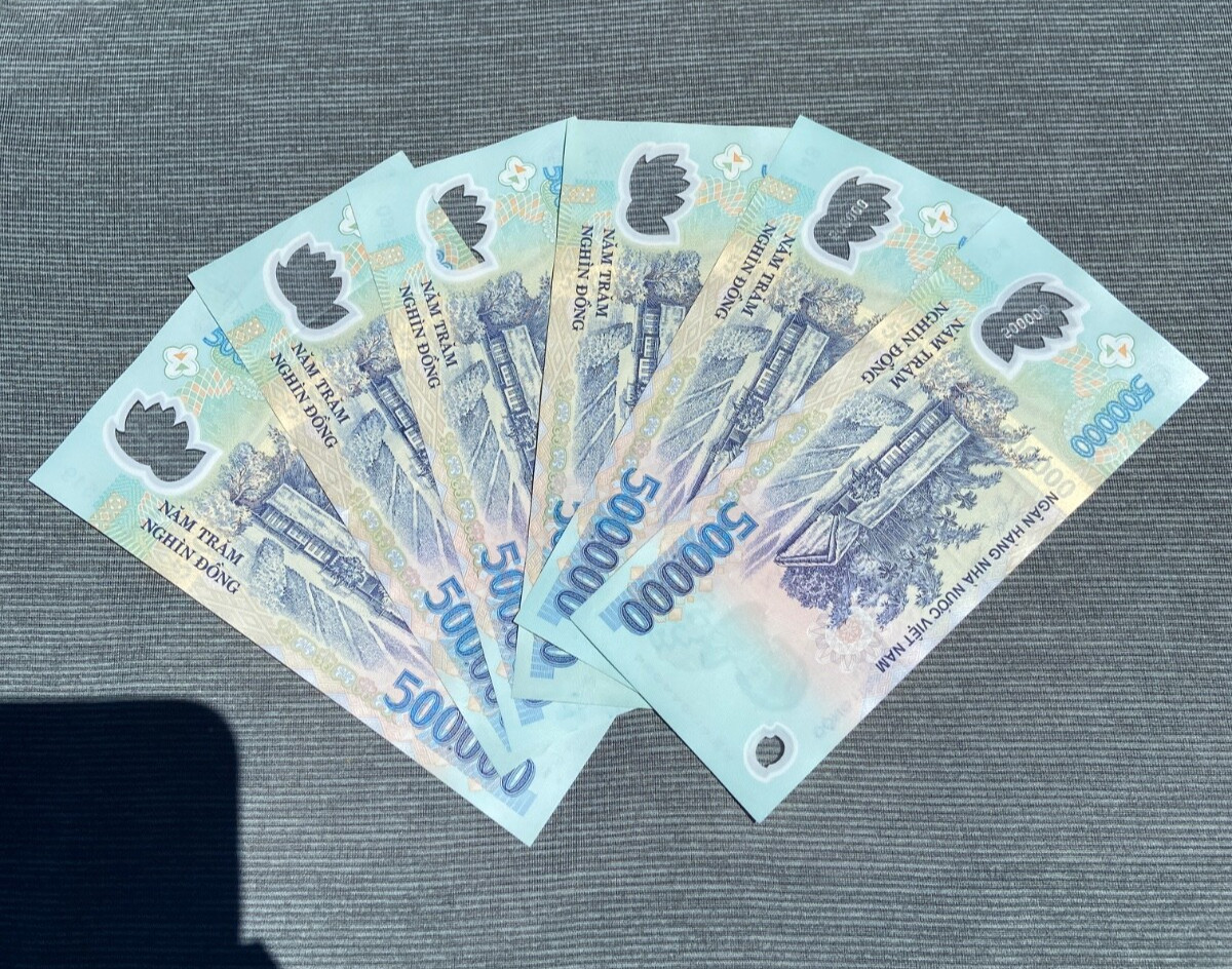3,000,000 VND (6x 500.000) THREE MILLION VIETNAMESE DONG, VIETNAM MONEY CURRENCY