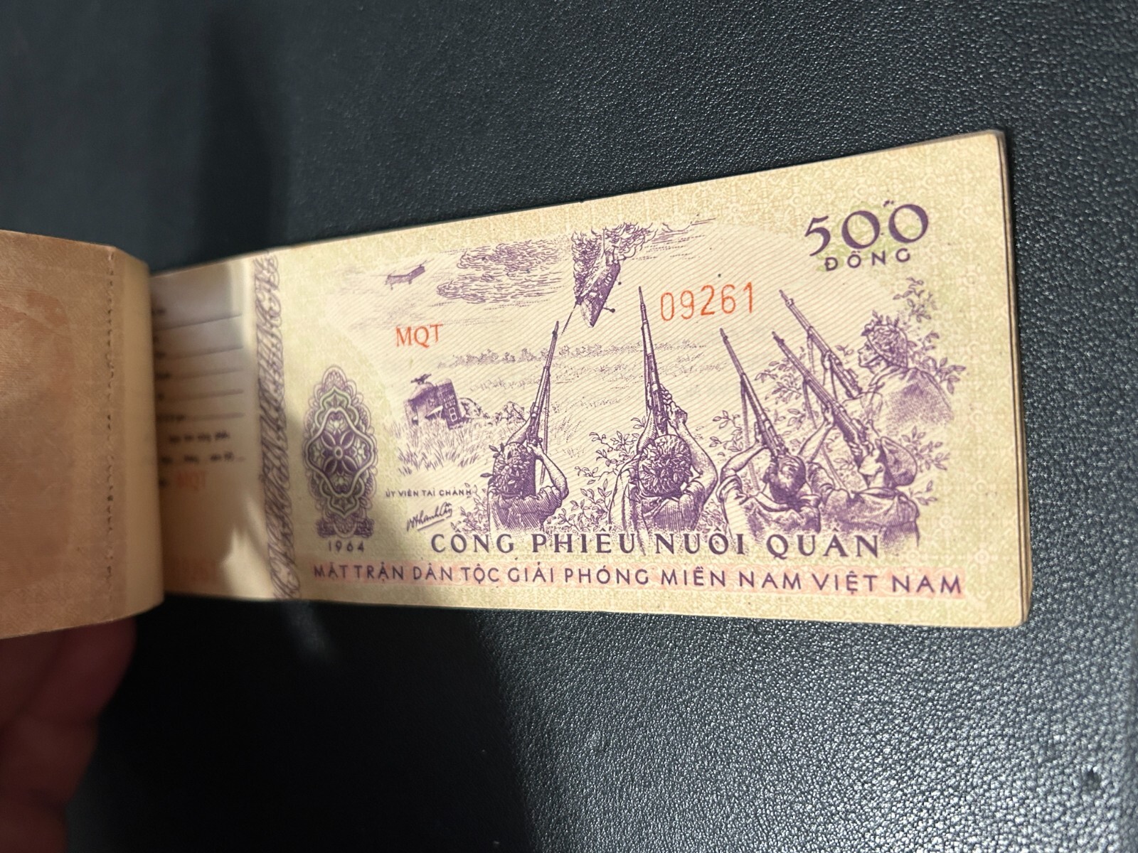 1964 Vietnam Vietcong Cong Phieu Nuoi Quan 500 Dong Credit ORIGINAL BOOK 23 NOTE
