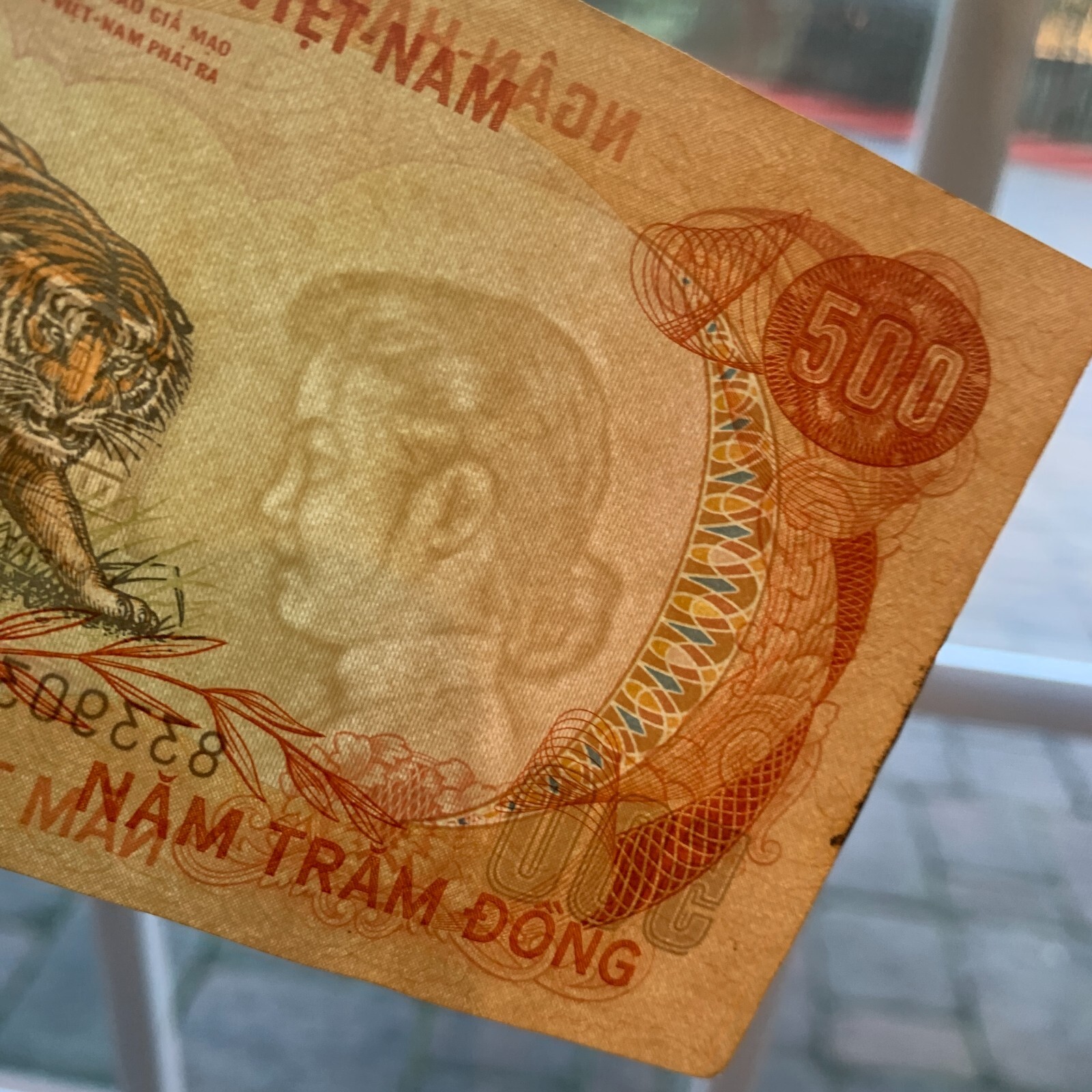 Iconic Tiger Banknote. Vietnam South DONG 1972 Vietnamese Currency Memorabilia