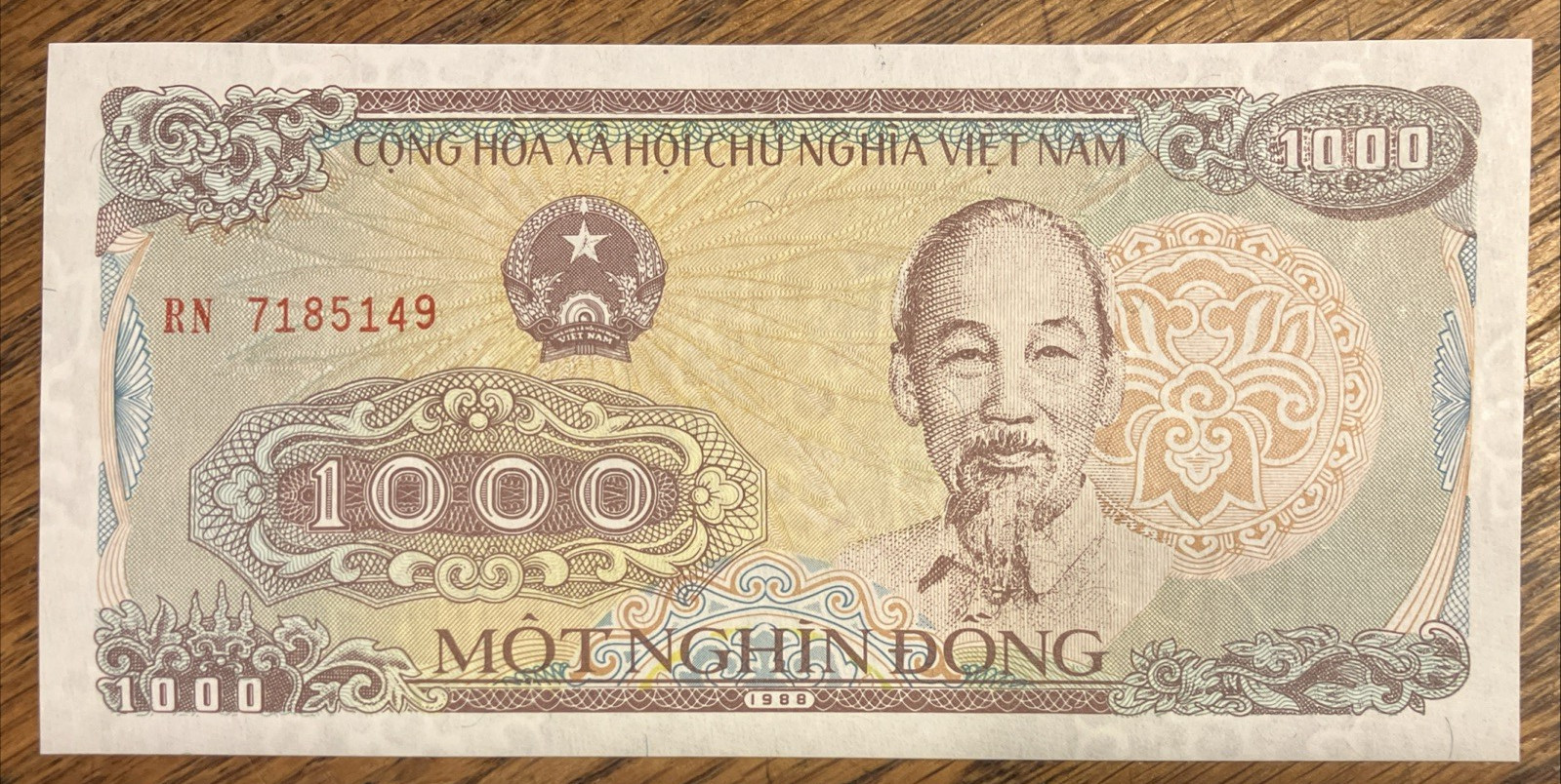 1988-1991 ISSUE 1000 Dông – VIETNAM – Ngân Hàng Nhà Nu’ó’c Viêt Nam
