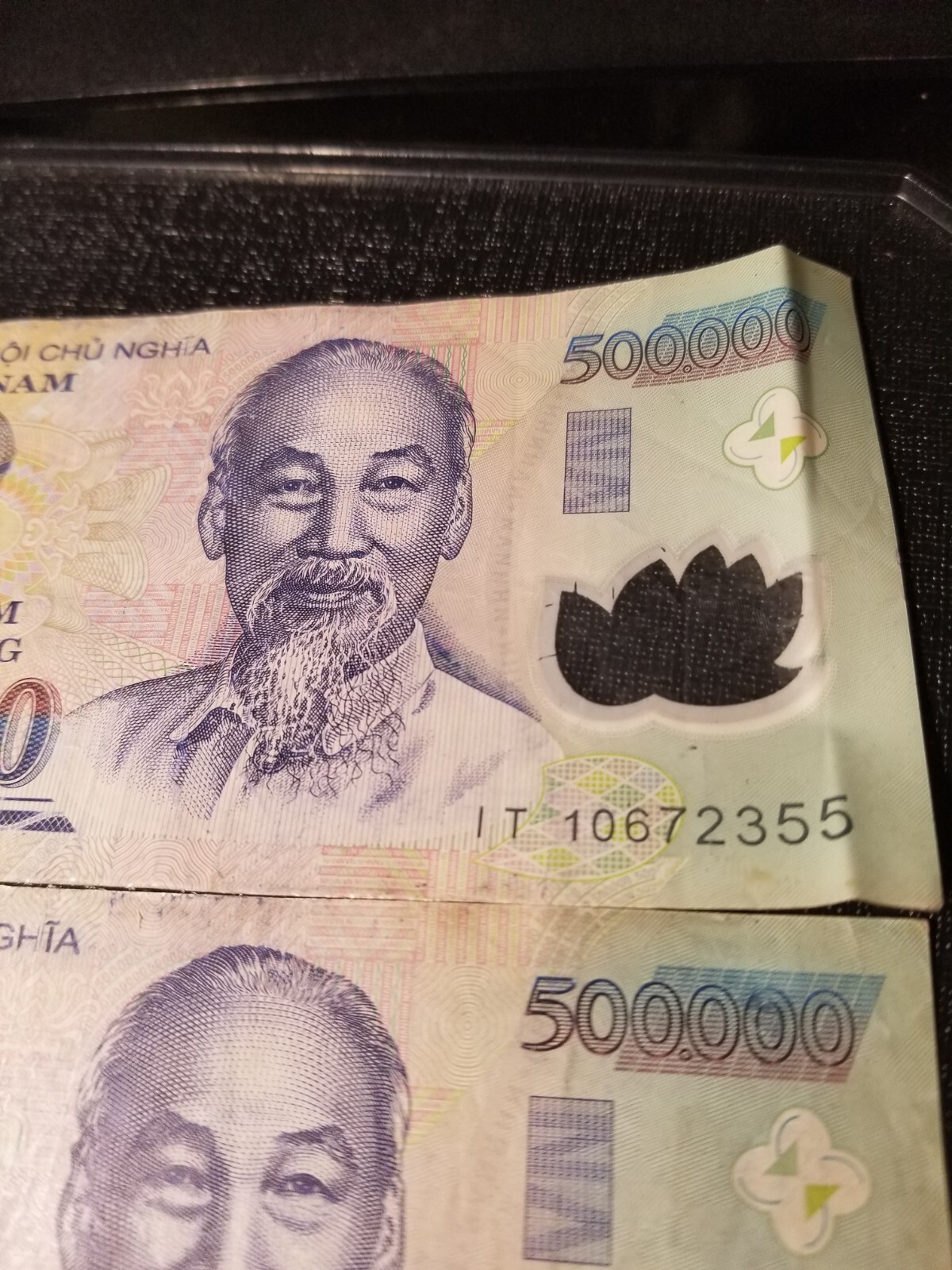 1 Million Vietnamese Dong ( 500000 x 2 Pieces ) Vietnam 500,000 Currency