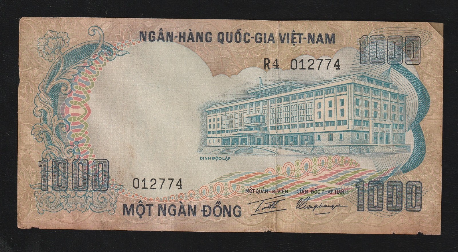 South Vietnam 1000 Dong 1972 P-34 Banknote