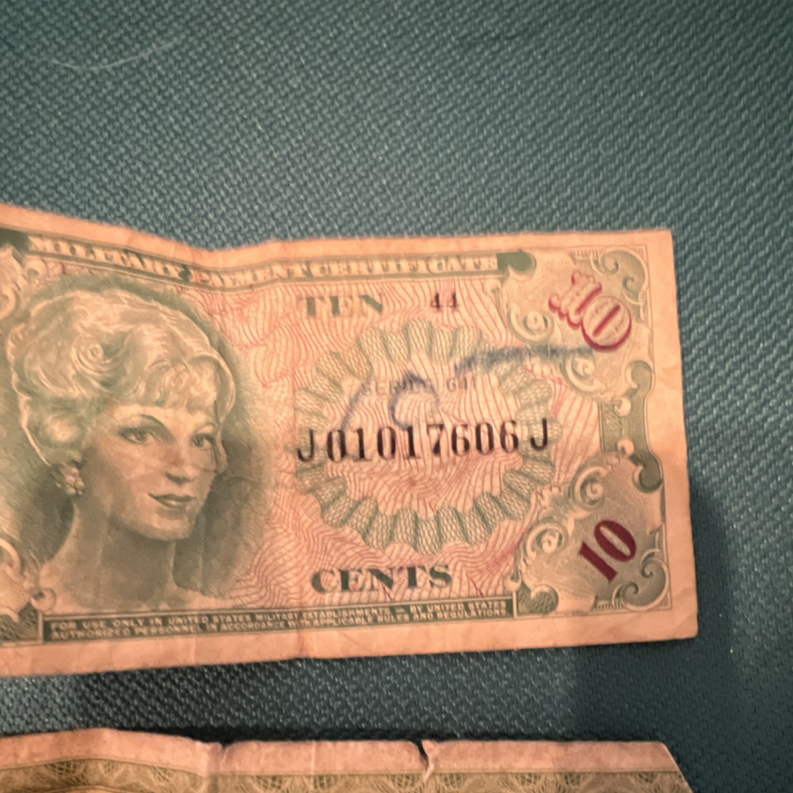 Vietnamese Banknotes 5 Dong 20 Dong US Military Payment Certificate 10 Cents