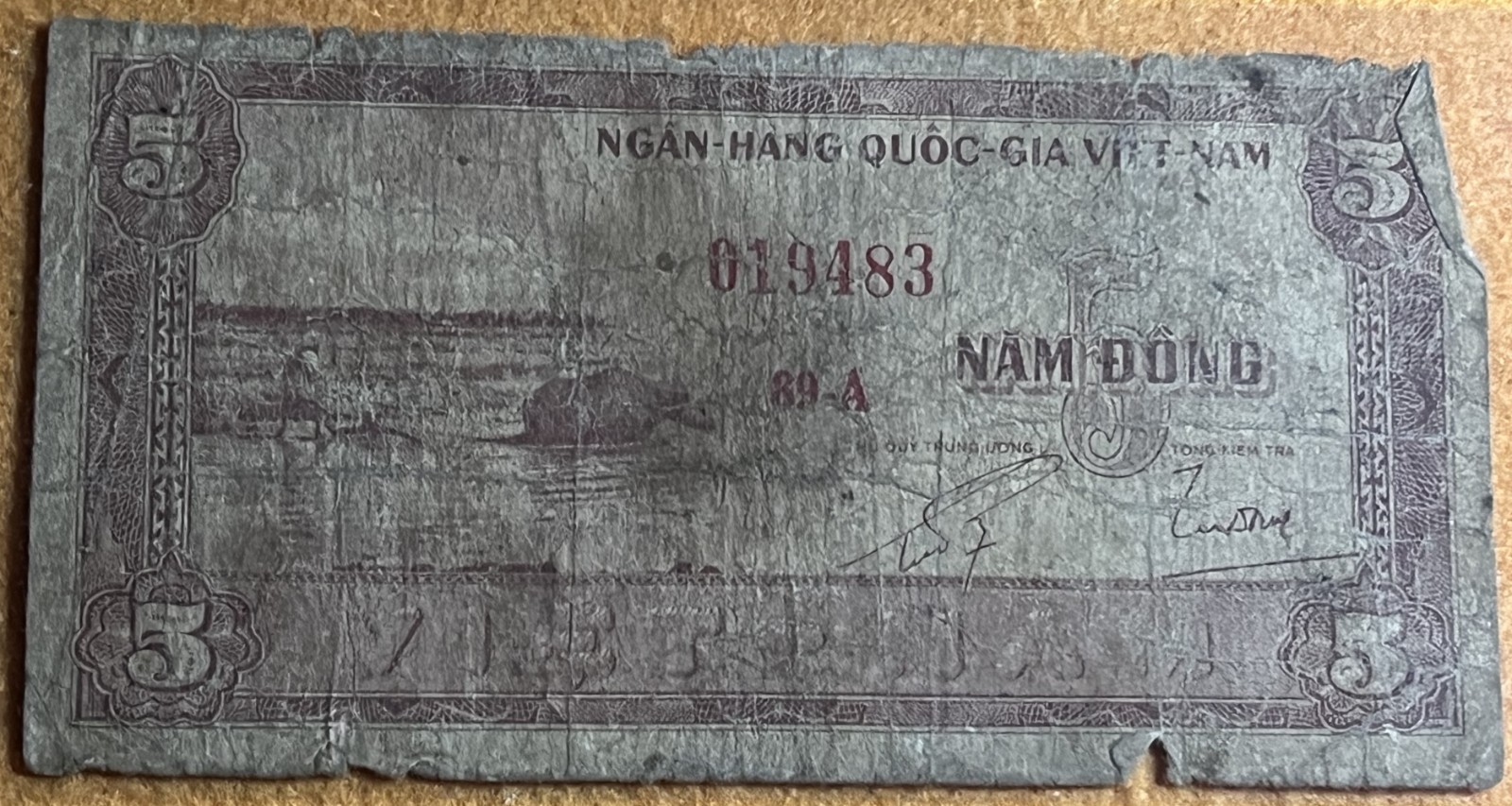 Vietnam 1955 5 Dong and 20 Dong Banknotes (Lot of 2)