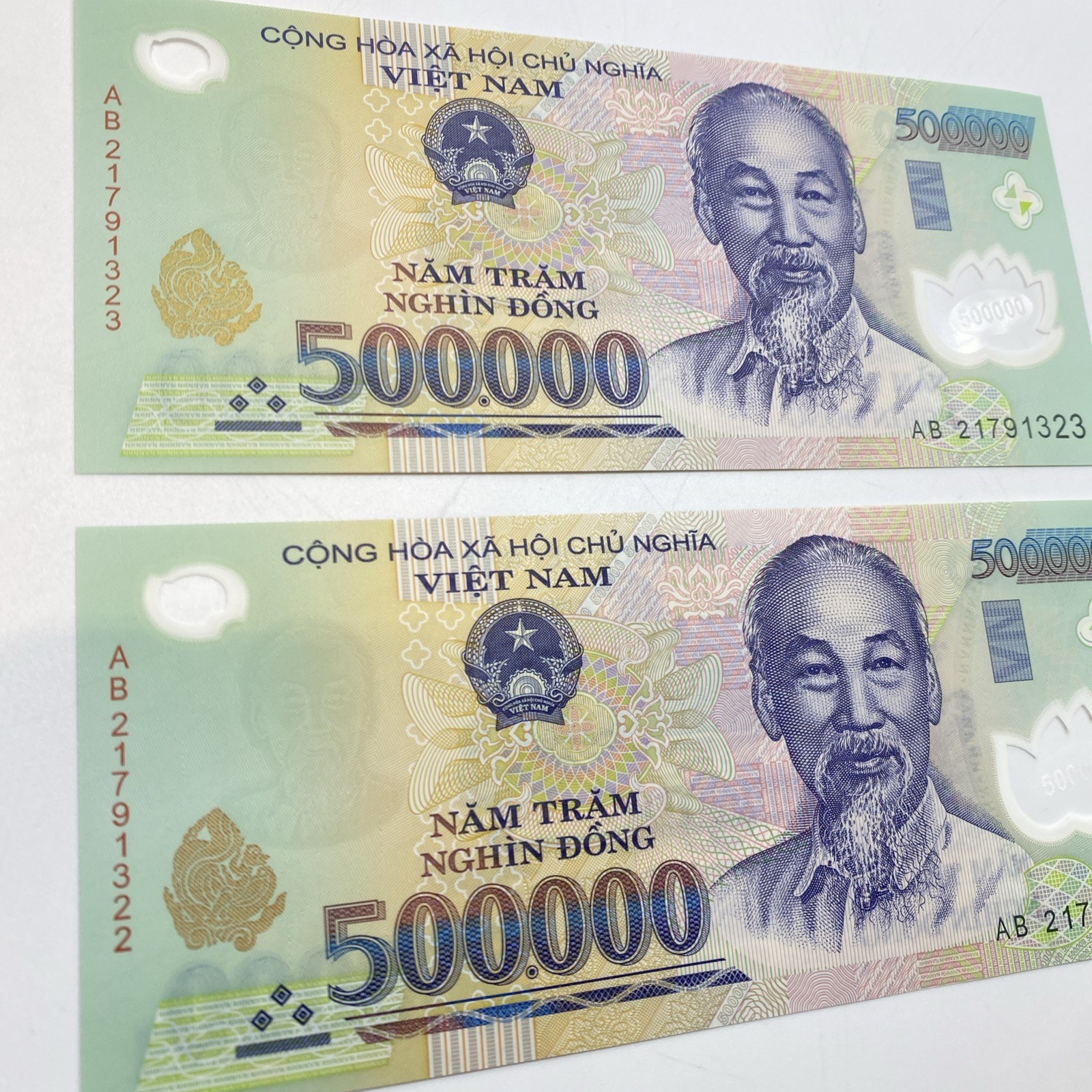 500,000 VND VIETNAM DONG VIETNAM MONEY UNCIRCULATED CURRENCY BANK NOTES
