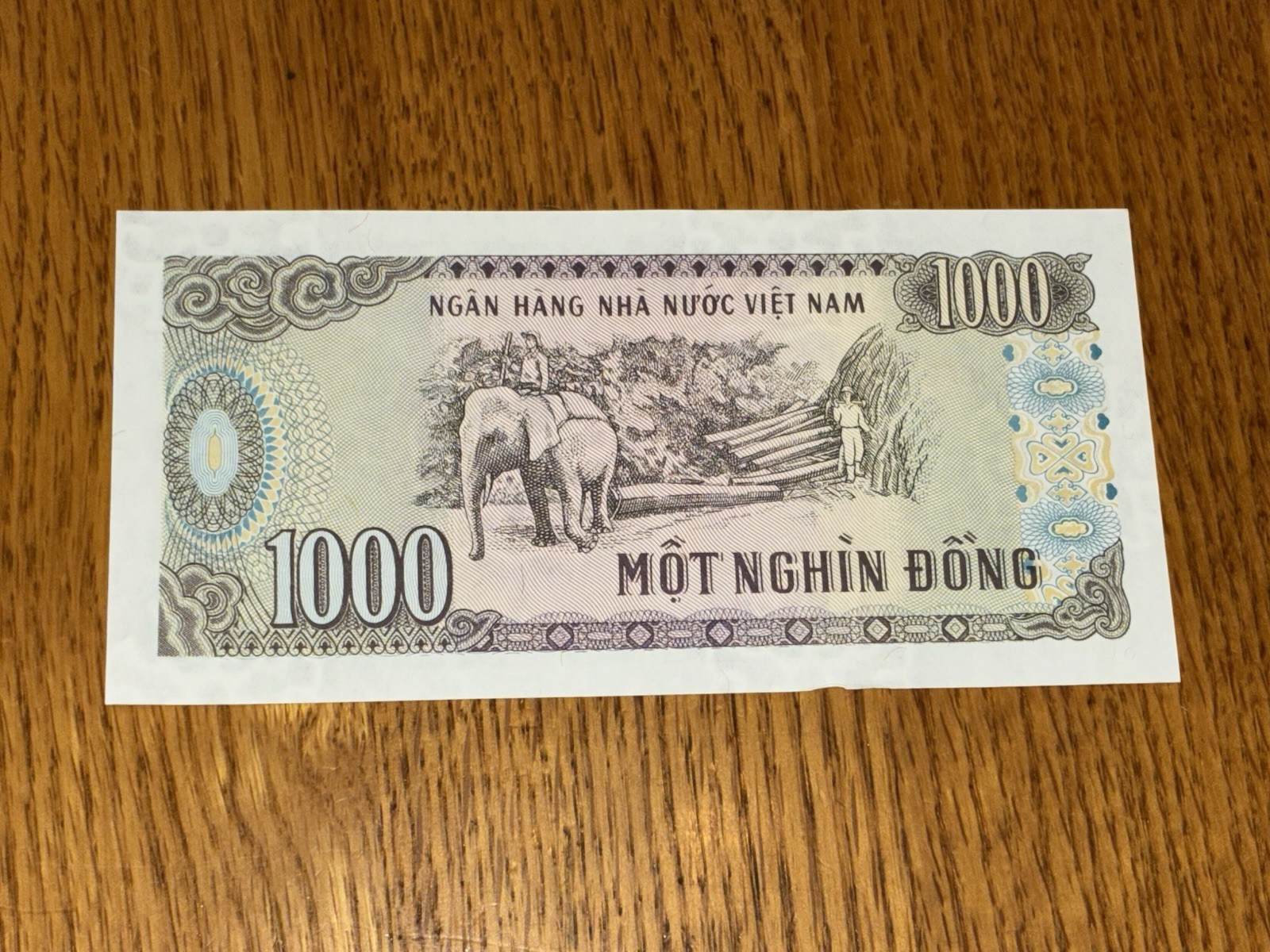 1988 Vietnam 1000 Dong Bank Note UNC *READ DESCRIPTION*