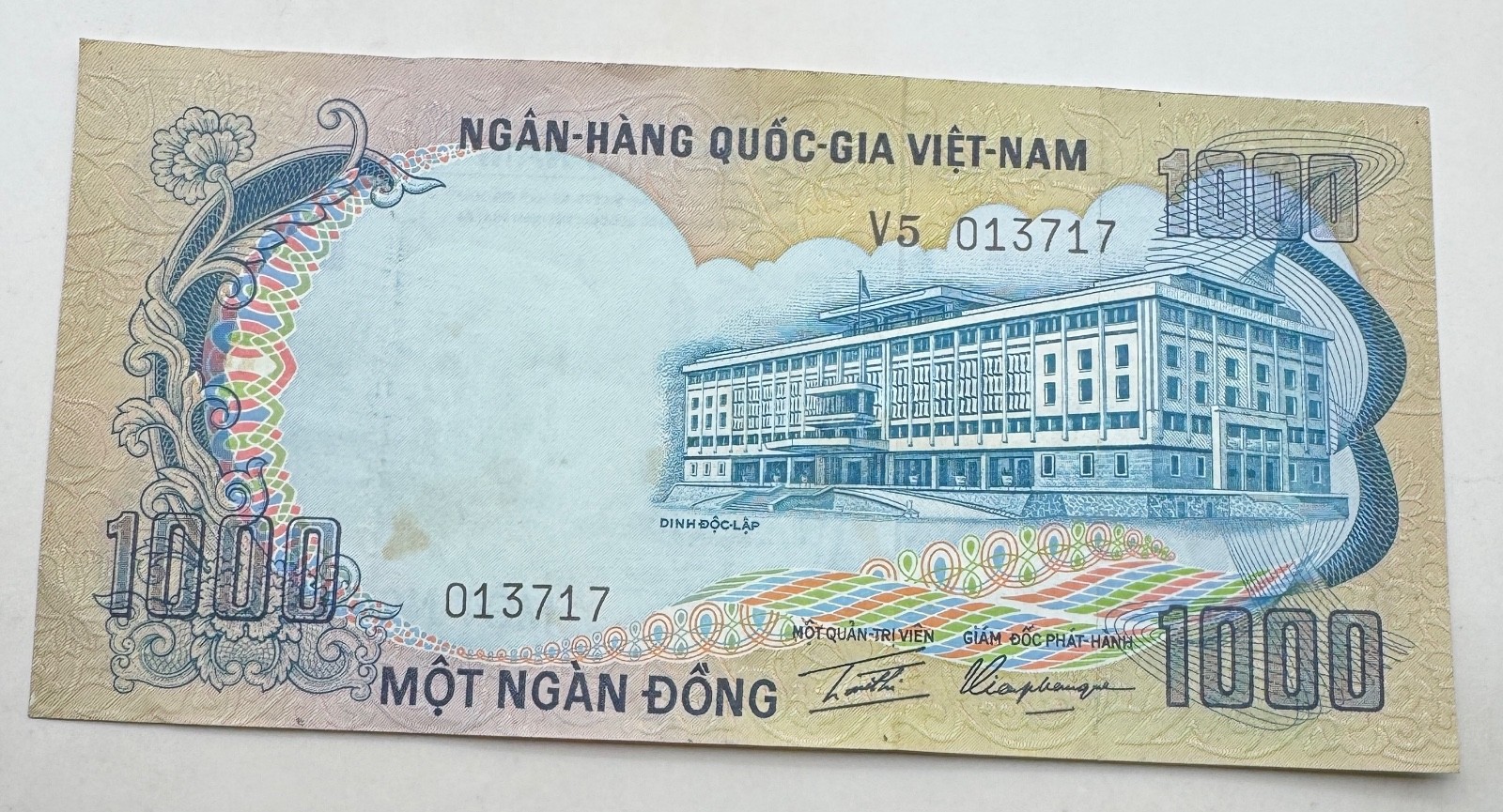1972 Viet Nam 1000 Dong Note – Mot Ngan Dong – One Thousand – Free Shipping