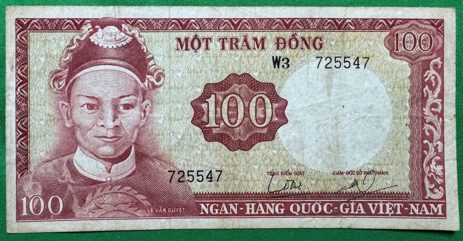 South Vietnam 100 Dong (1966) Banknotes Paper Money Currency W3.725547
