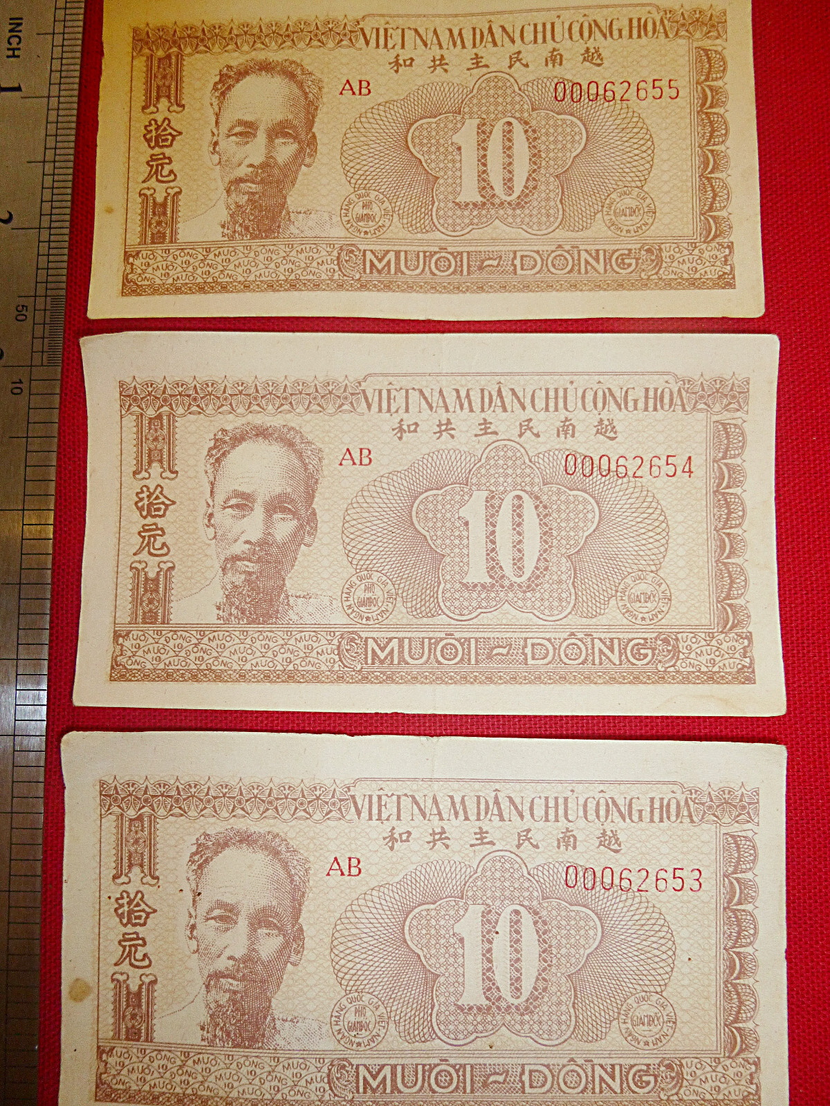3 x CONSECUTIVE – 1951 NORTH VIETNAM – Viet Minh – Bank Note – 10 DONG – in safe