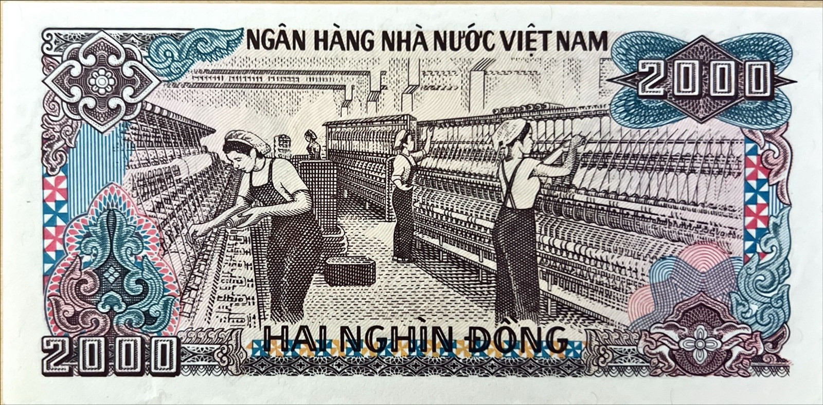2,000 Vietnam Dong VND Uncirculated UNC 1989 Cotton PaperBanknote Currency 1pc