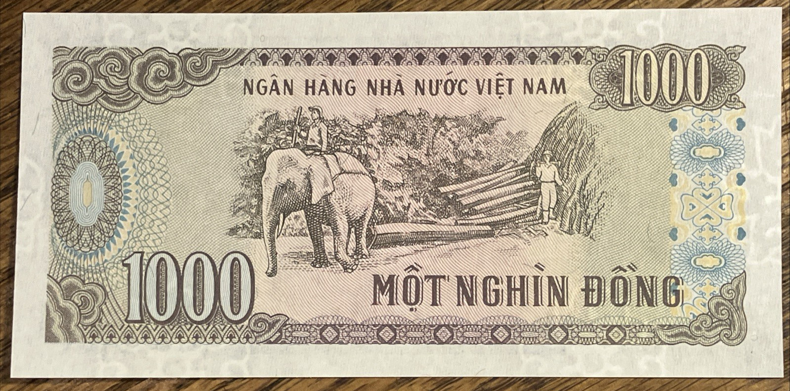 1988-1991 ISSUE 1000 Dông – VIETNAM – Ngân Hàng Nhà Nu’ó’c Viêt Nam