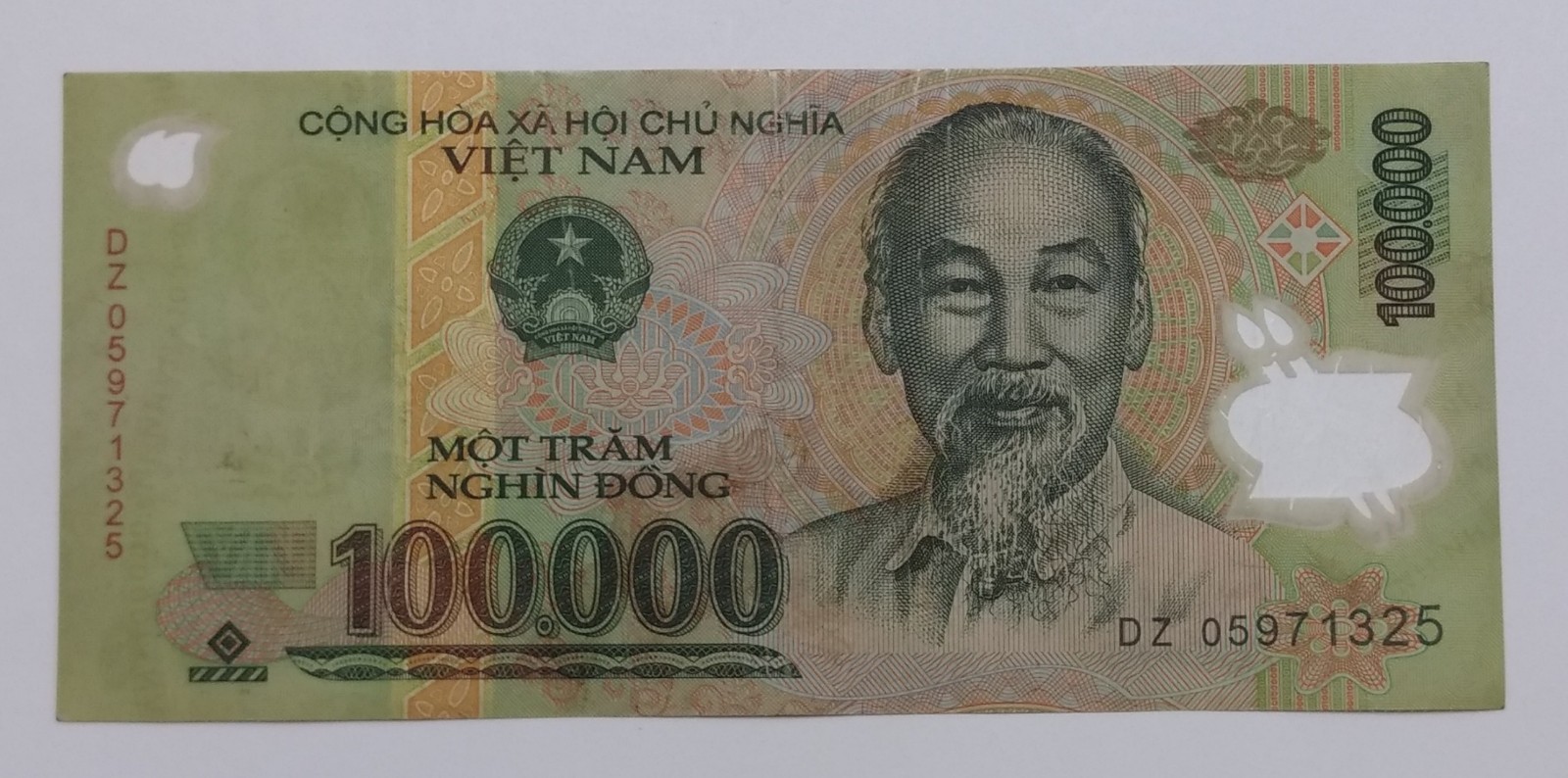 Vietnam 100,000 Dong