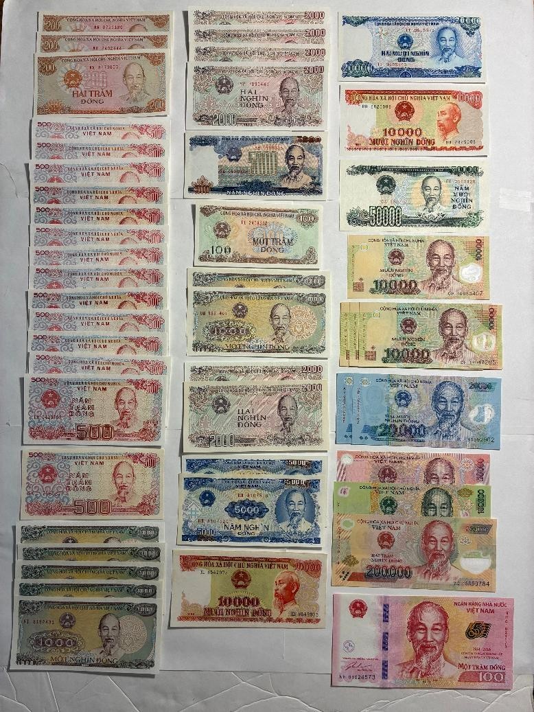 Viet-Nam banknotes 1988-2016 49 Uncirculated, commemorative, variants, see list