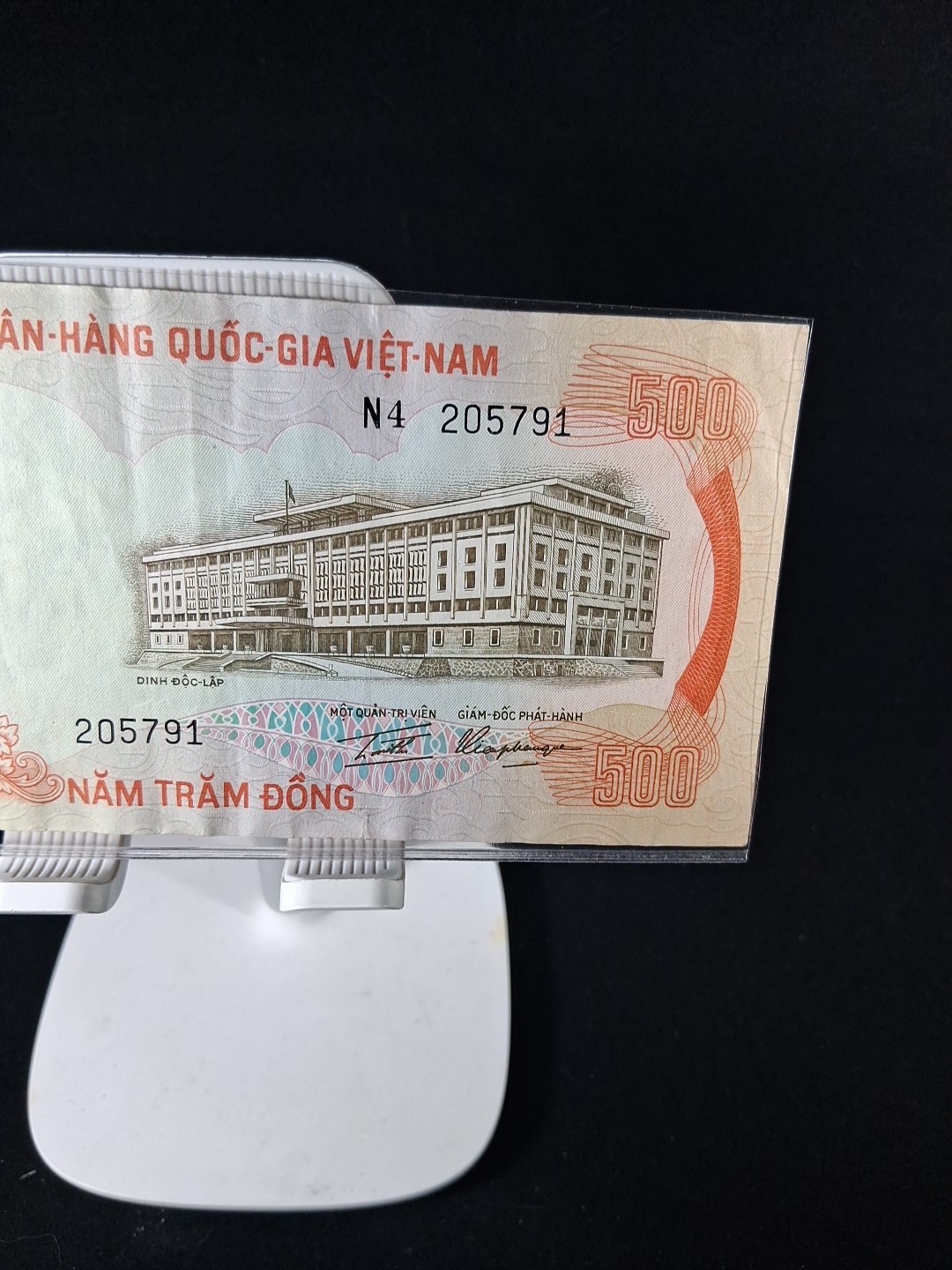 1972 SOUTH VIETNAM 500 DONG BANKNOTE