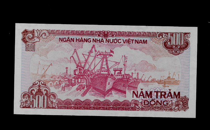 VIET NAM ( 1 ) BANK NOTE 500 DONG 1988(1989) P 101 UNCIRCULATED
