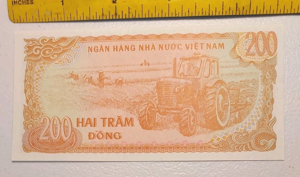 1987 Vietnam 200 Dong Note; Pick 100 UNC