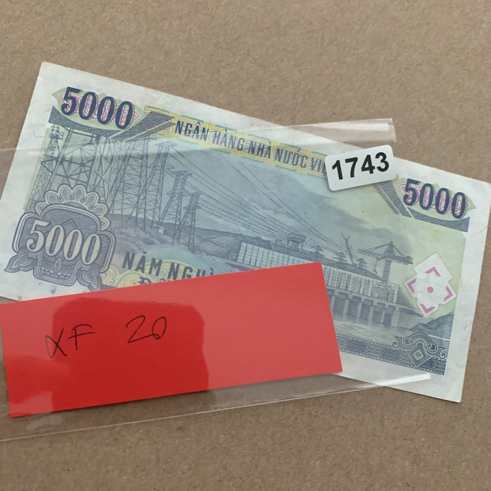 Used Vietnam 5000 Dong Banknote 1991 Ho Chi Minh, Hydroelectric Plant Vietnamese
