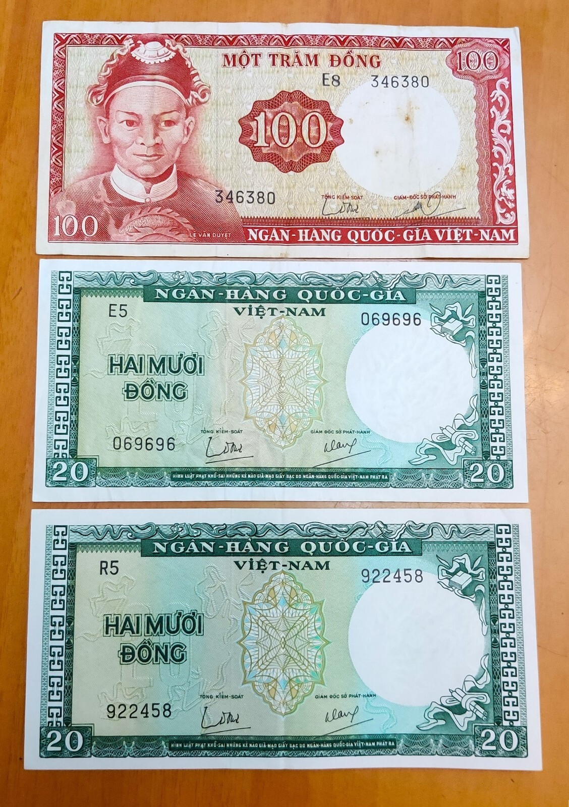 South Vietnam Lot of 3 100 Dong 1966 20 Dong 1964 Banknotes Paper Money Currency