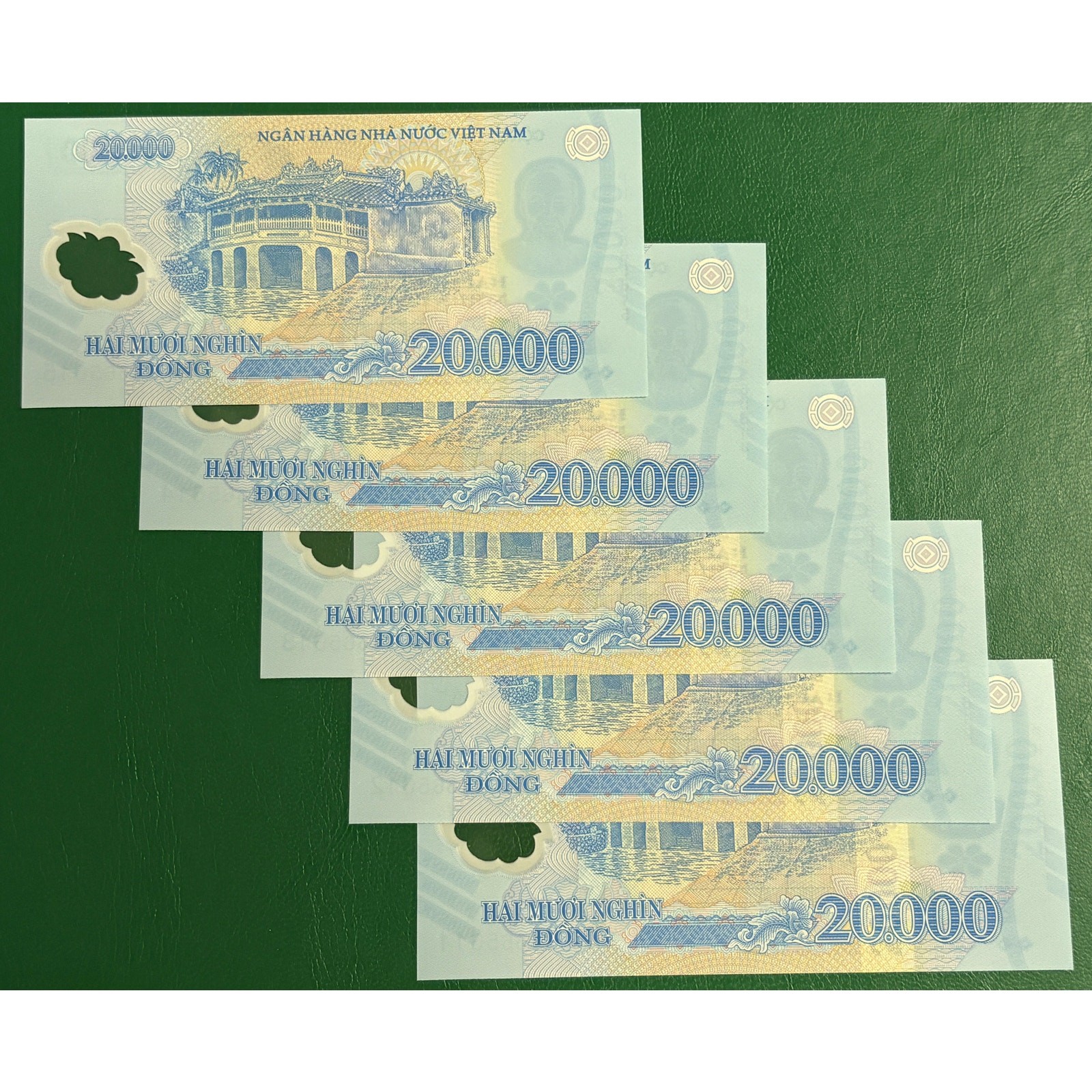 5 x VIETNAM 20000 Dong UNC Consecutive Polymer Banknotes VND 20,000 20K 100,000