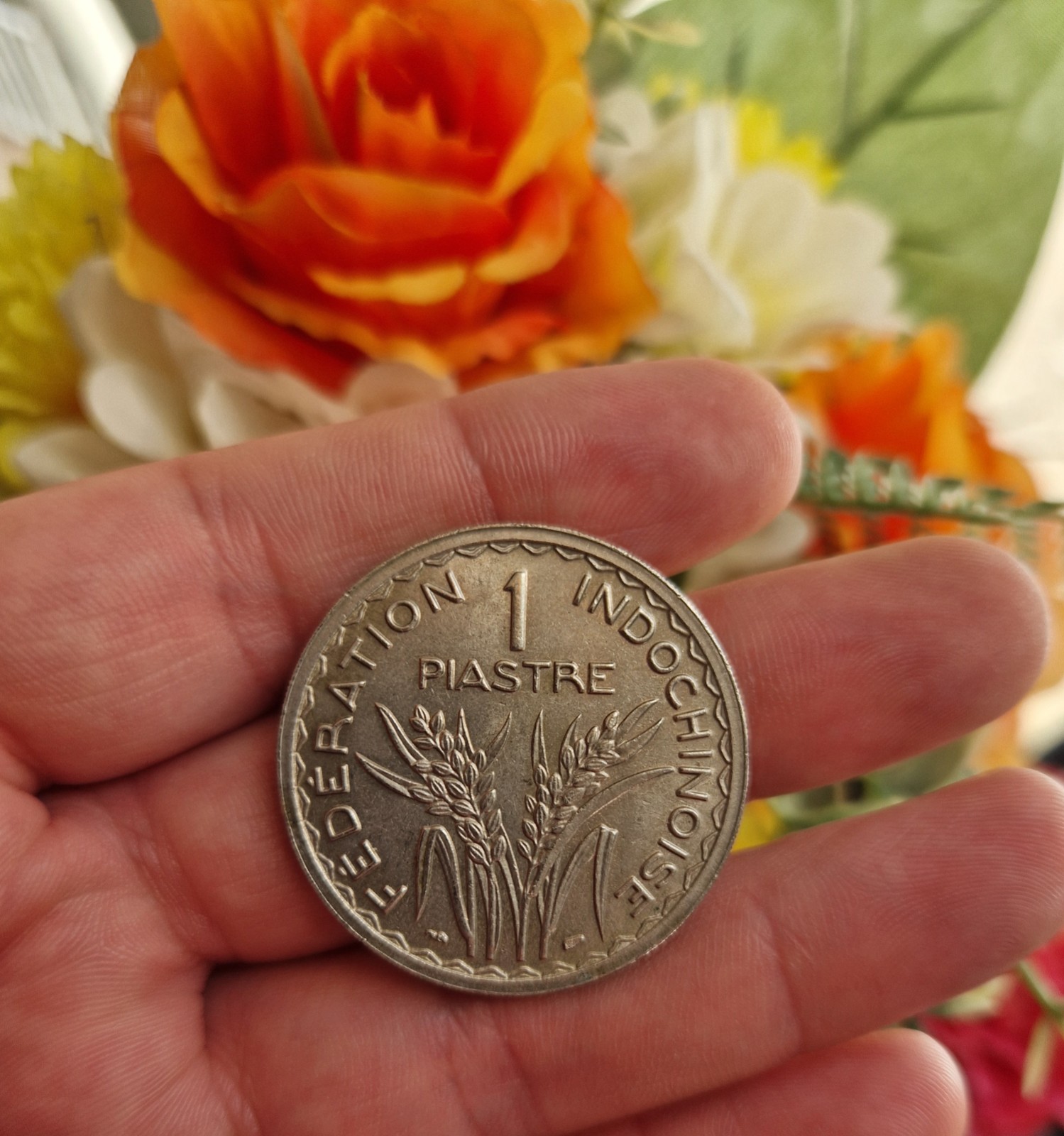 1947 French Indochina 1 Piastre Copper-Nickel 35mm XF Details