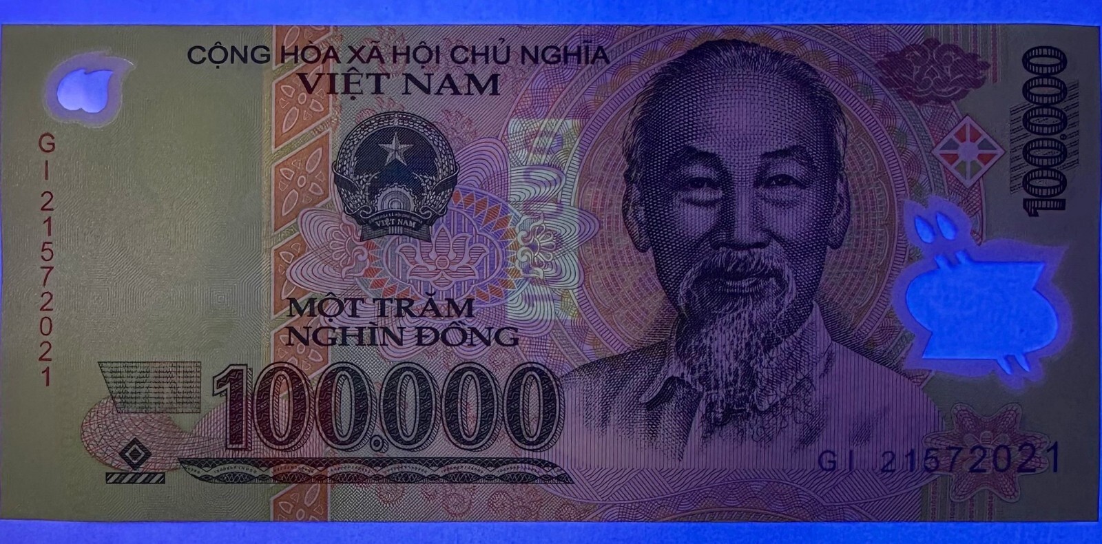 100,000 Vietnam Dong VND Circulated CIR Banknote Polymer Currency 1 piece