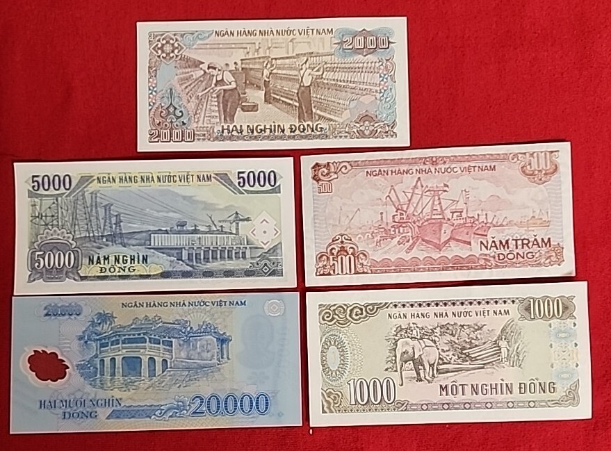 Vietnamese Dong 20,000 / 5,000/2000/1000/500 paper money UNC