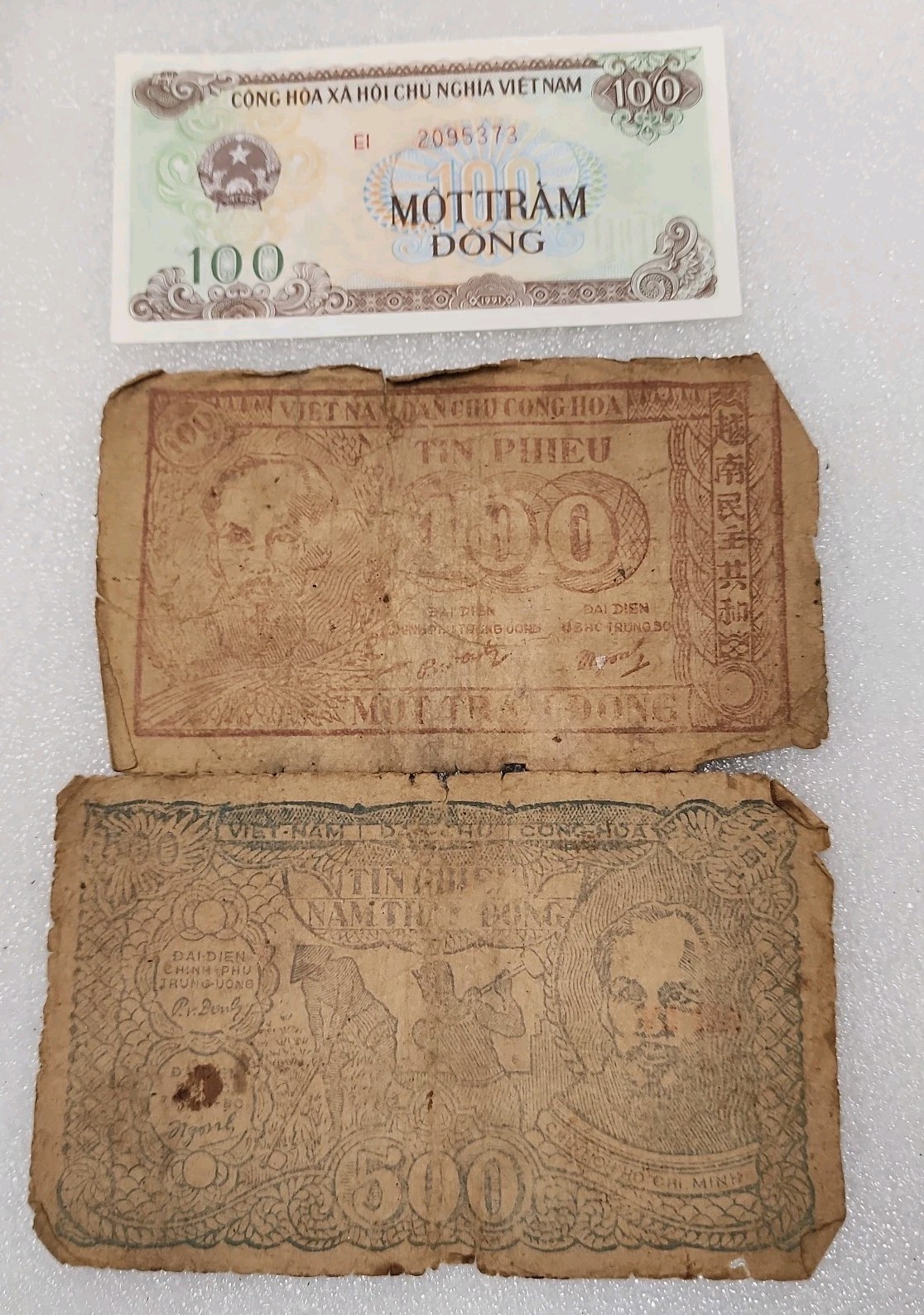 Vietnam-Tin Phieu P-57. (1950-51) 500 &100 Dong/1991-100 Mot Tram Dong. Lot Of 3