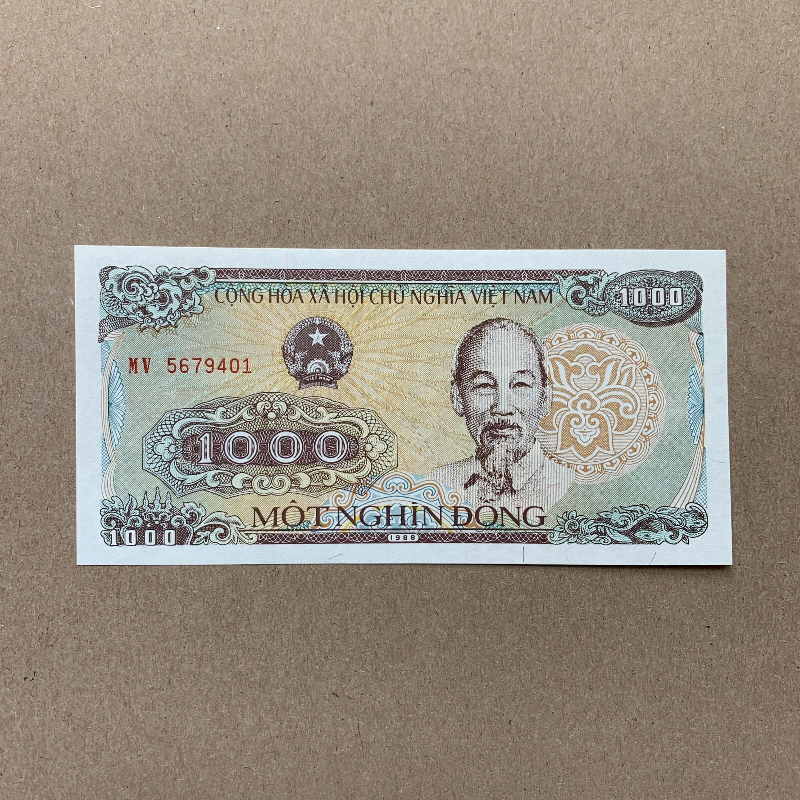 Vietnamese 1000 Dong Banknote. Vietnam Currency. Post Vietnam War Memorabilia